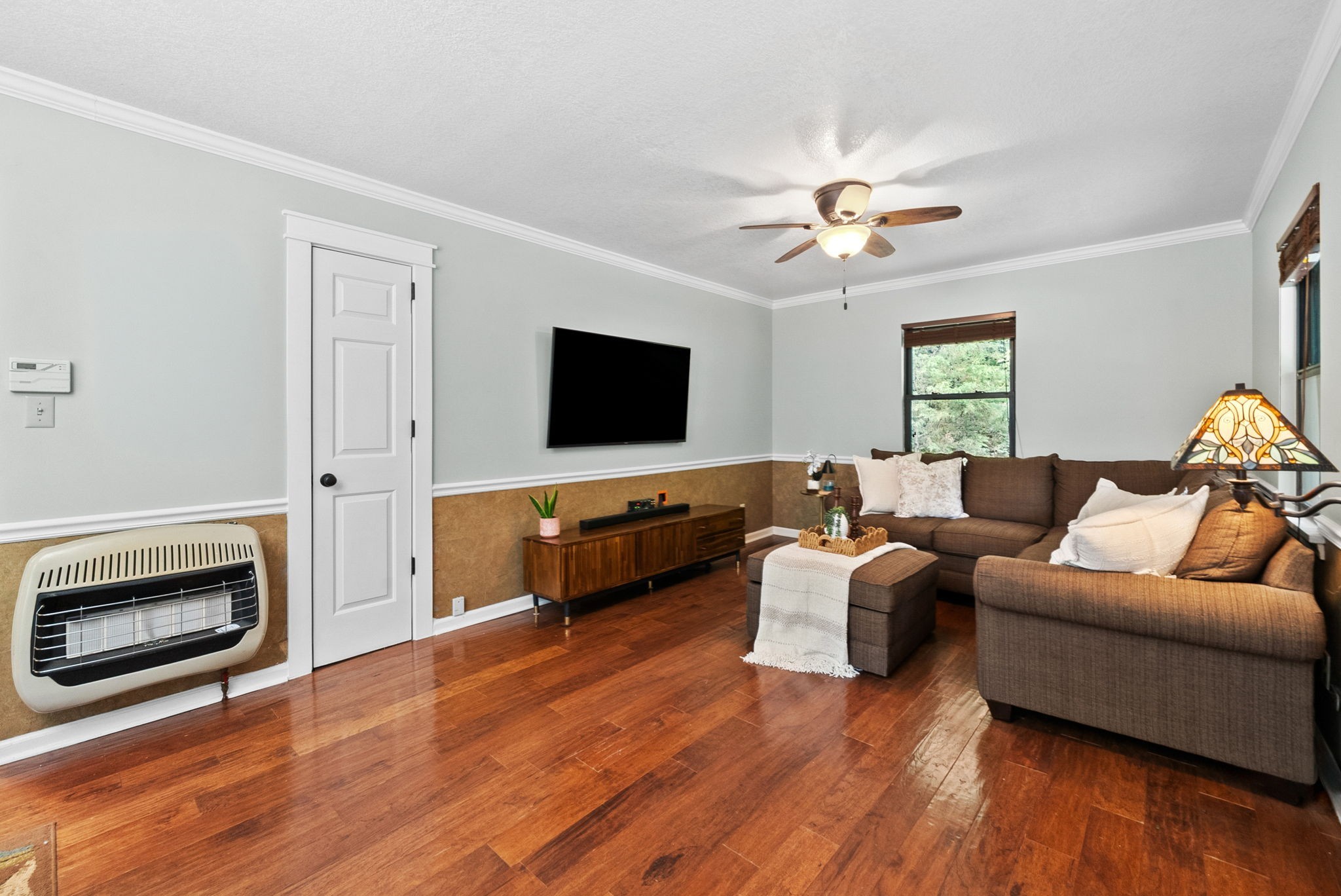 1844 Hogue Rd