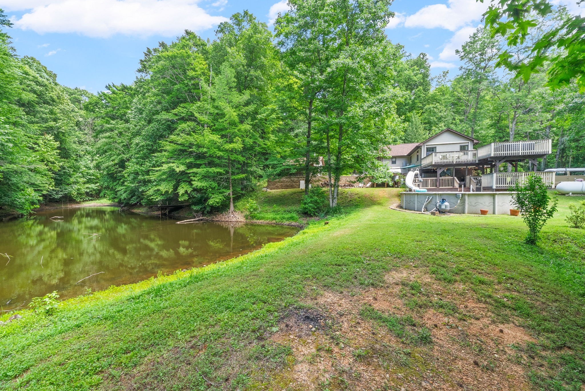 1844 Hogue Rd