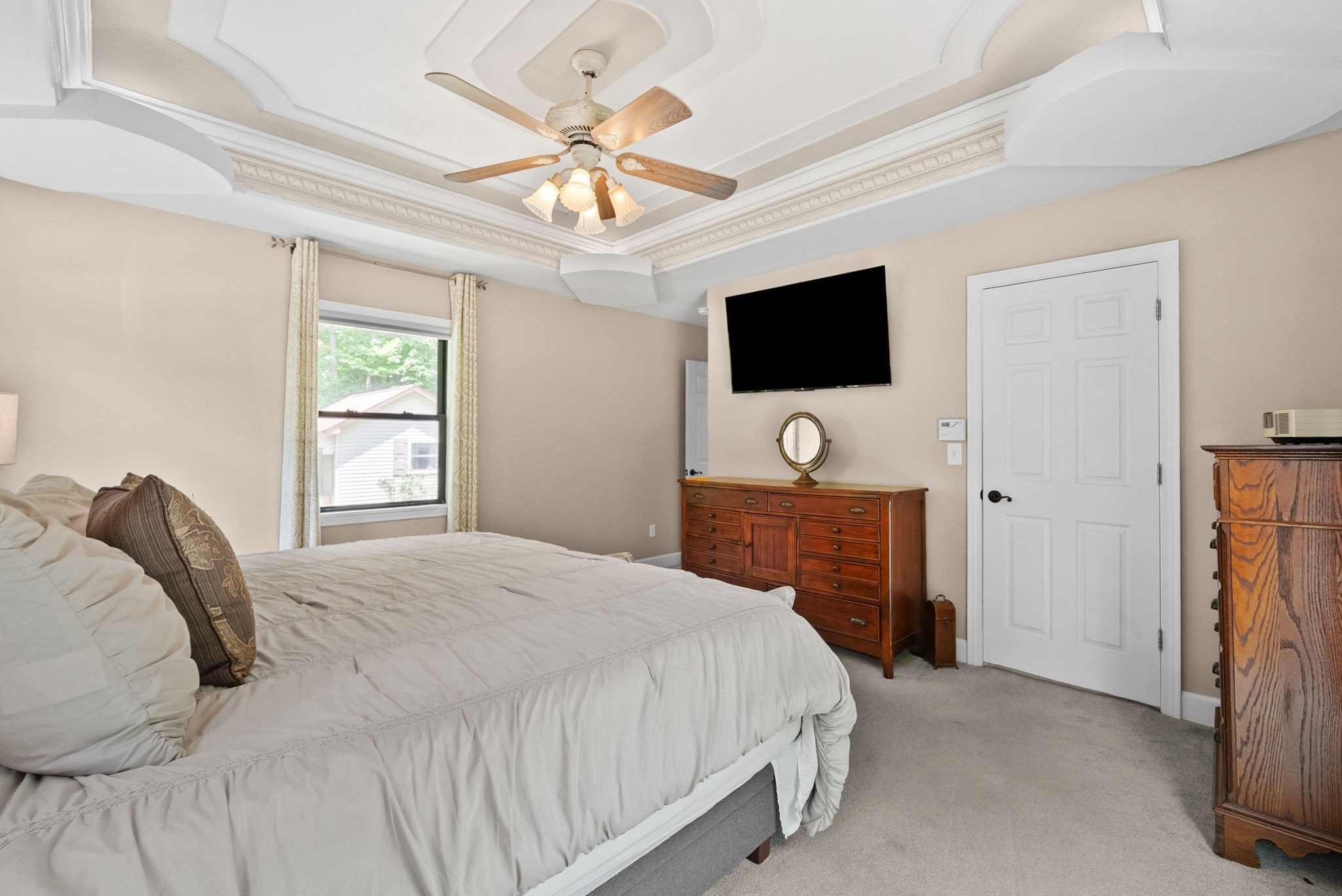 1844 Hogue Rd