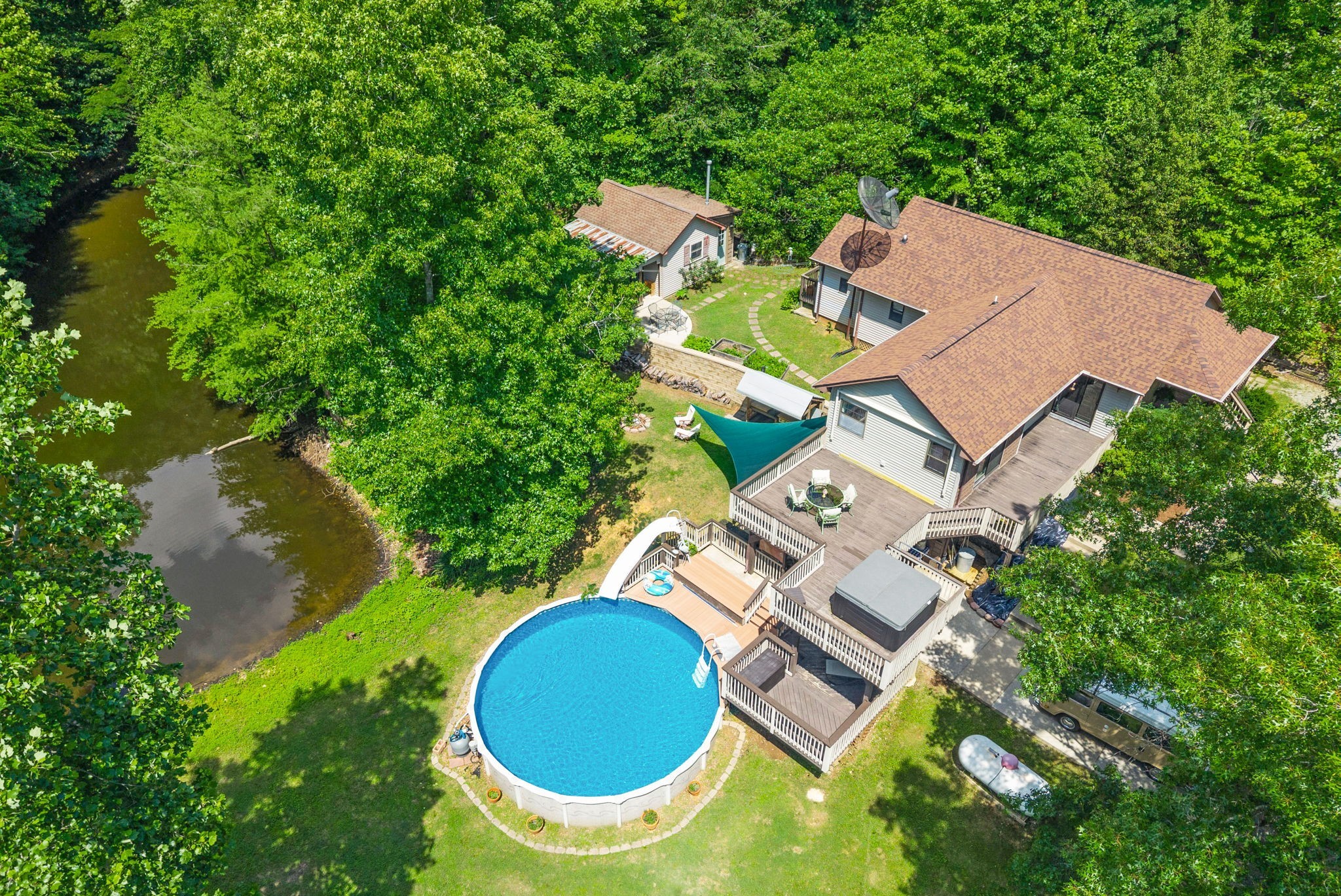 1844 Hogue Rd