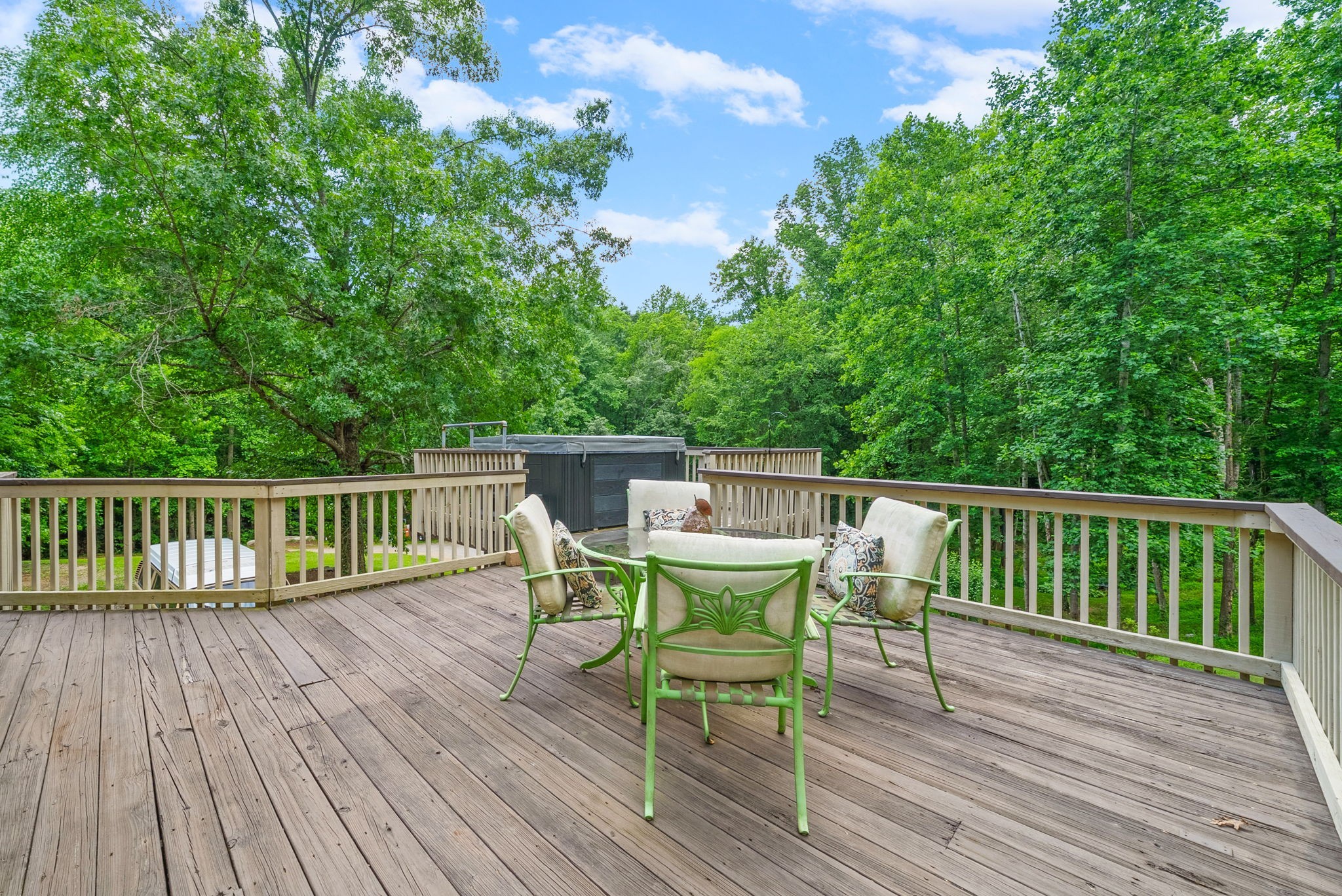 1844 Hogue Rd