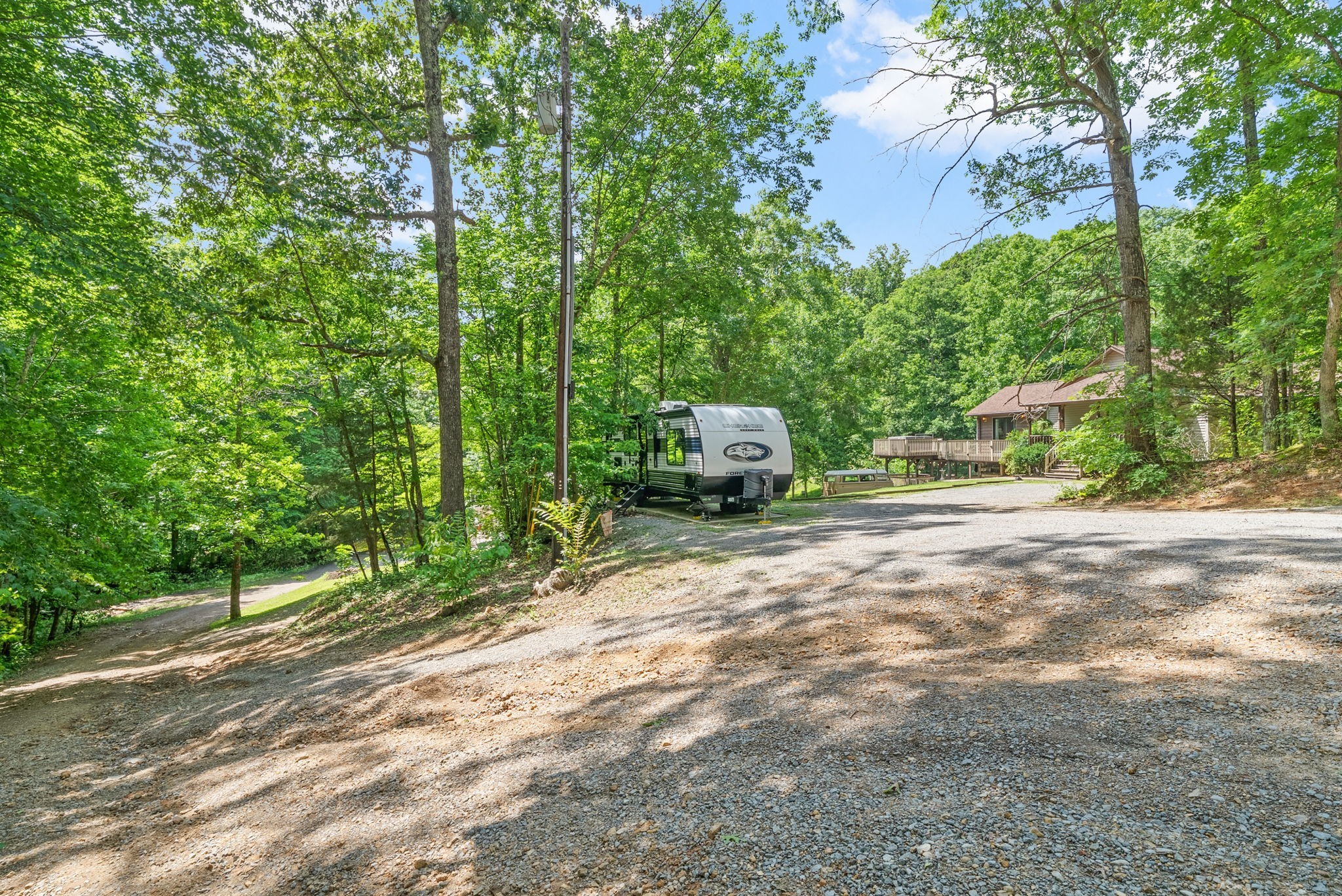 1844 Hogue Rd