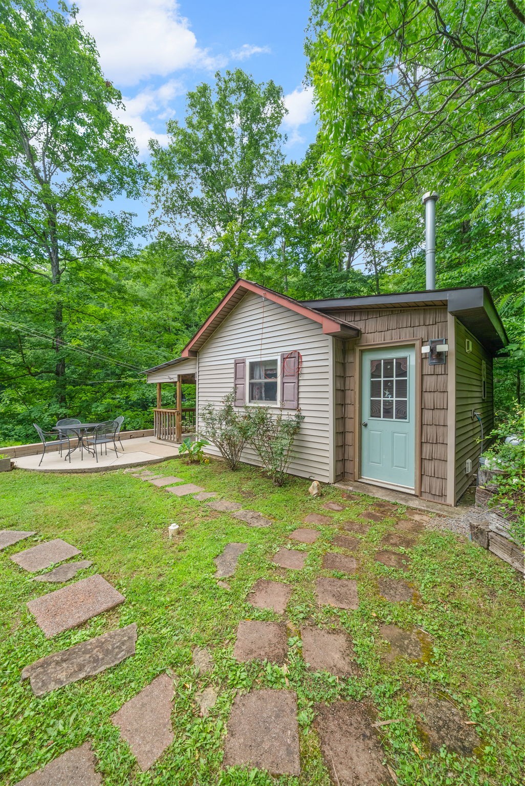 1844 Hogue Rd