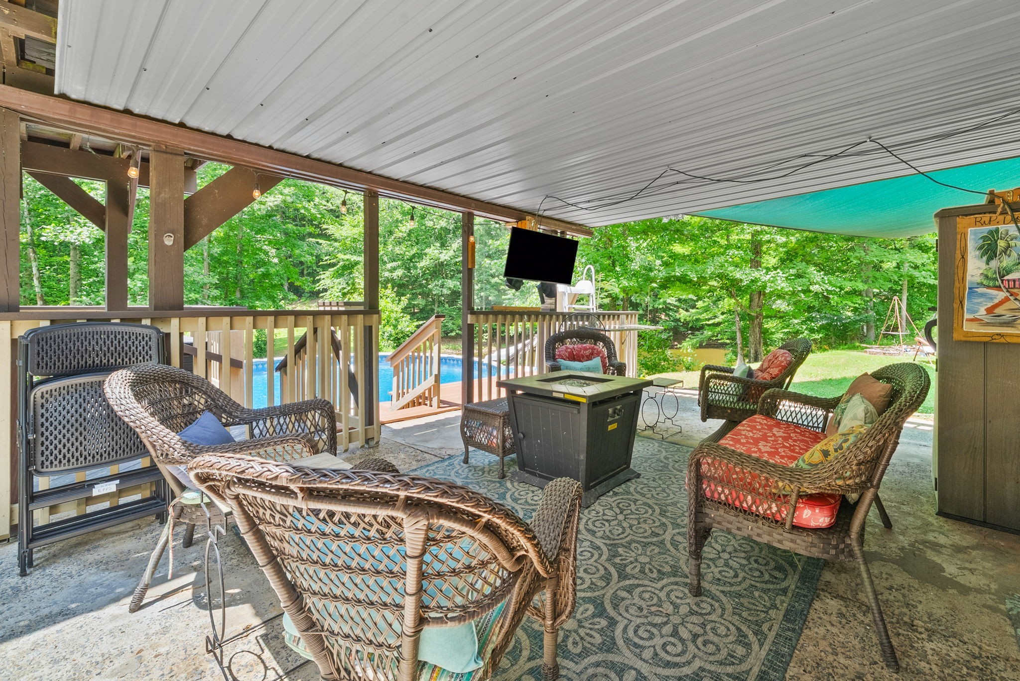 1844 Hogue Rd