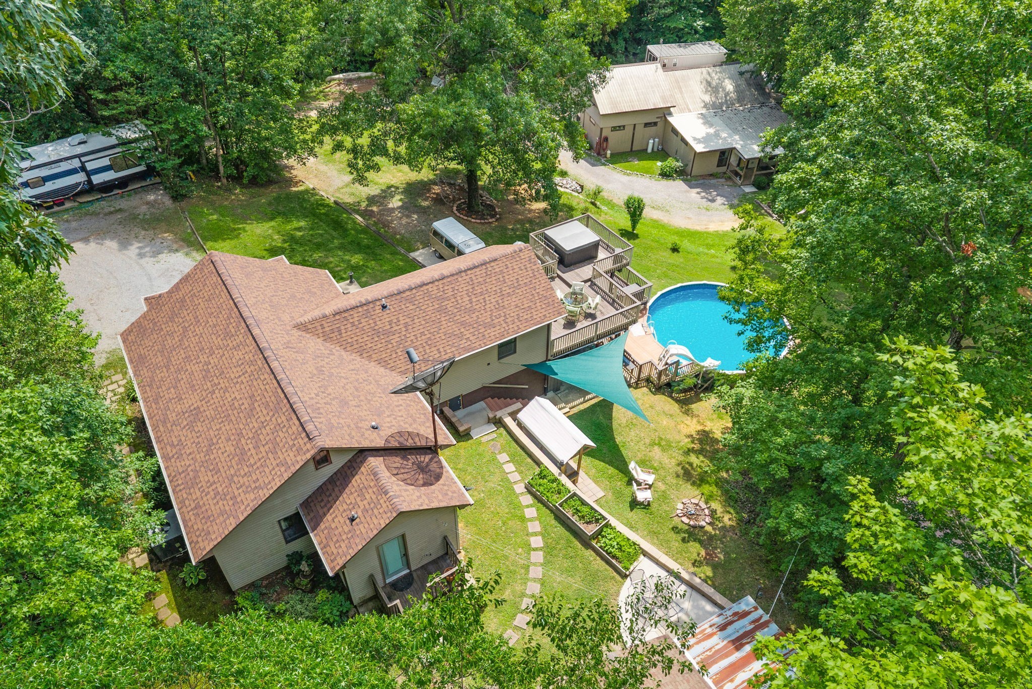 1844 Hogue Rd