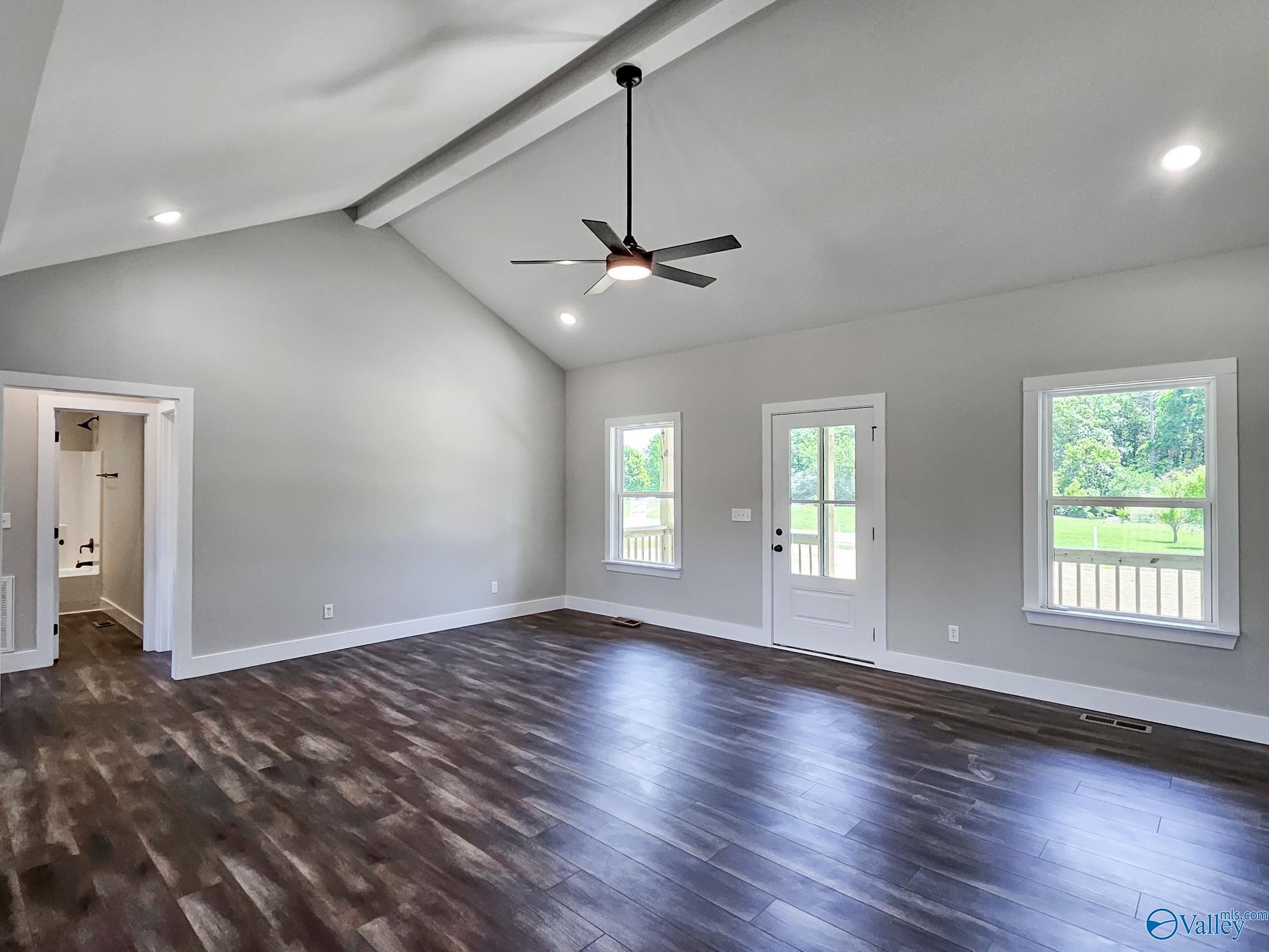 6067 County Road 1763 B
