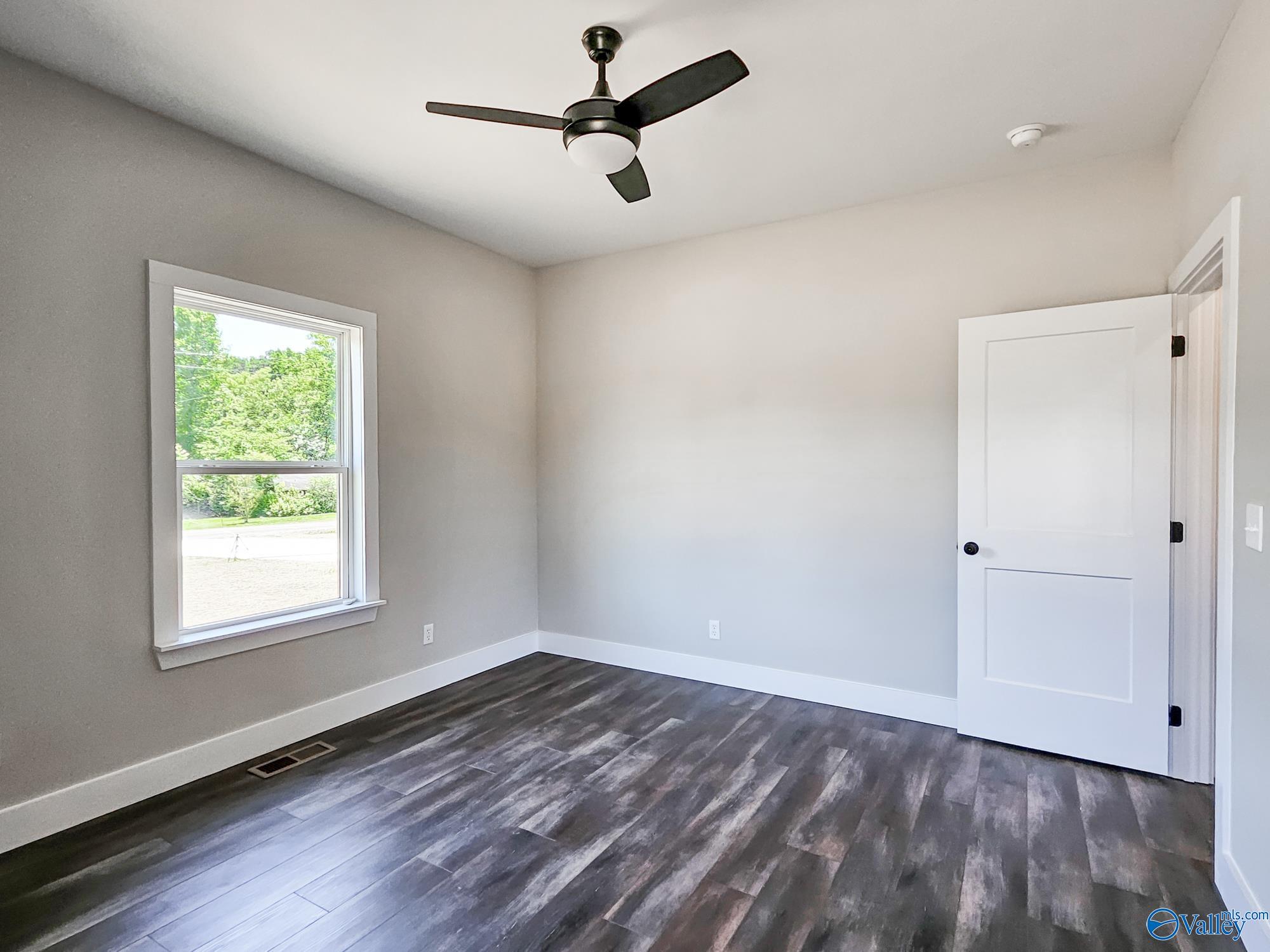 6067 County Road 1763 B