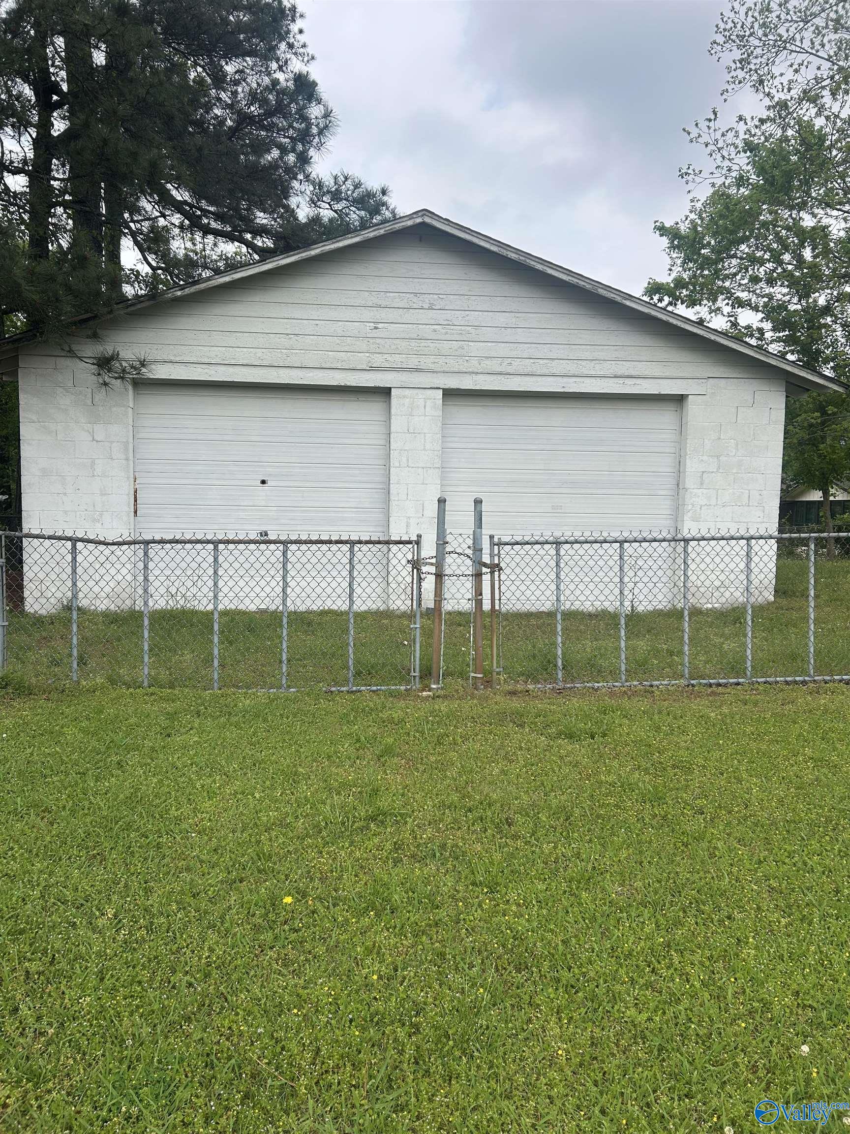 12 Faulkner Circle