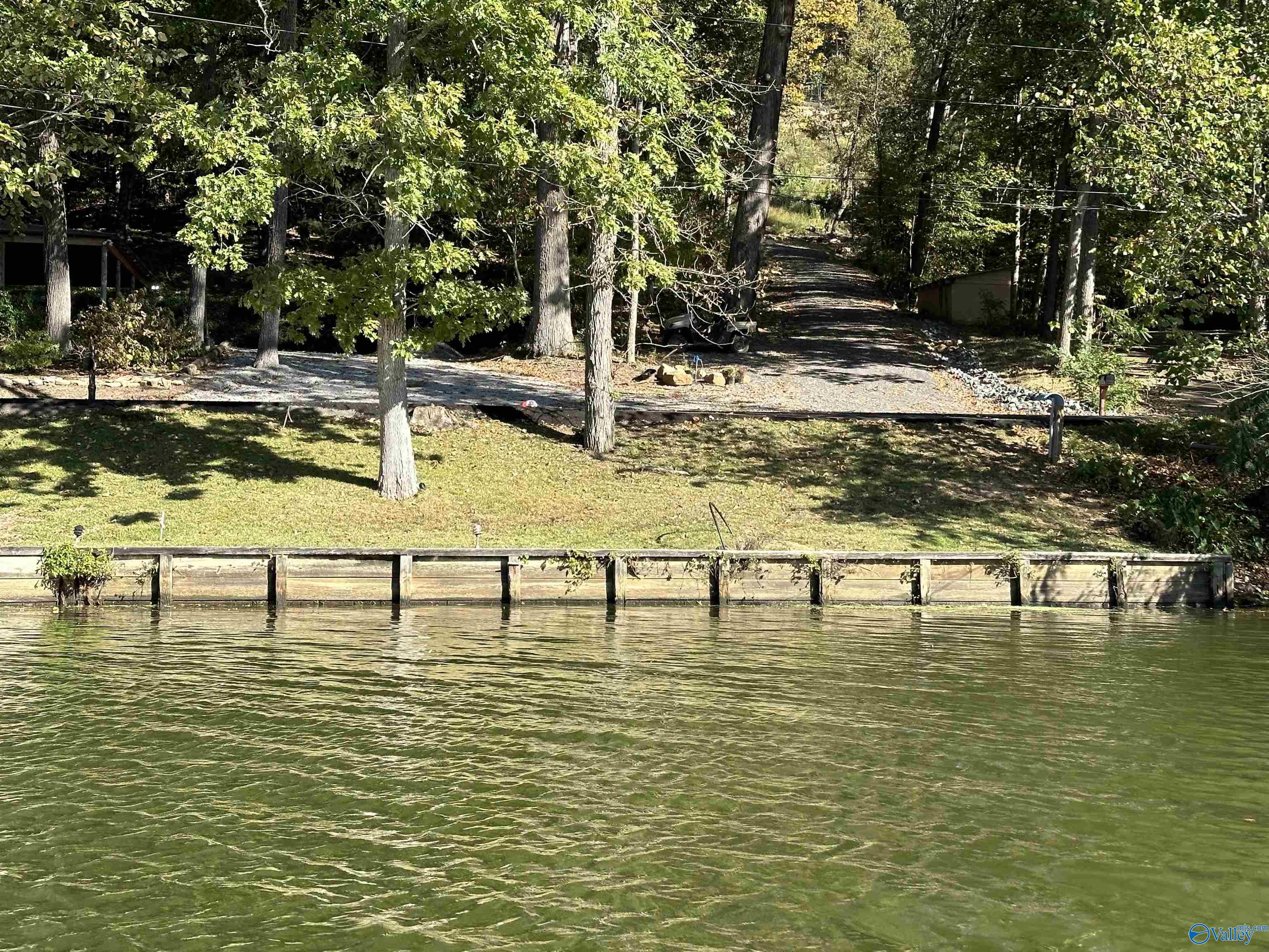 6.48 Acres Signal Point Road