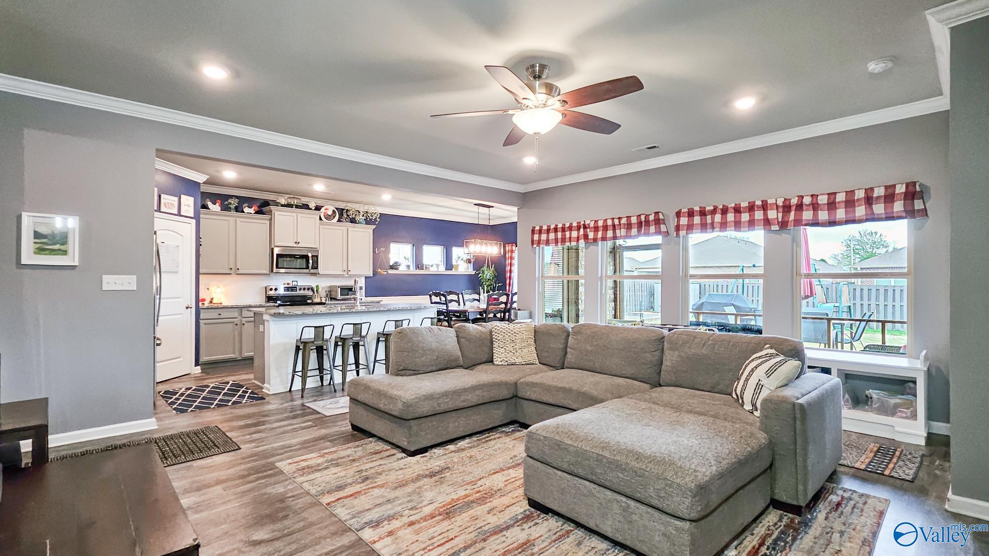 106 Sunlit Grove Drive