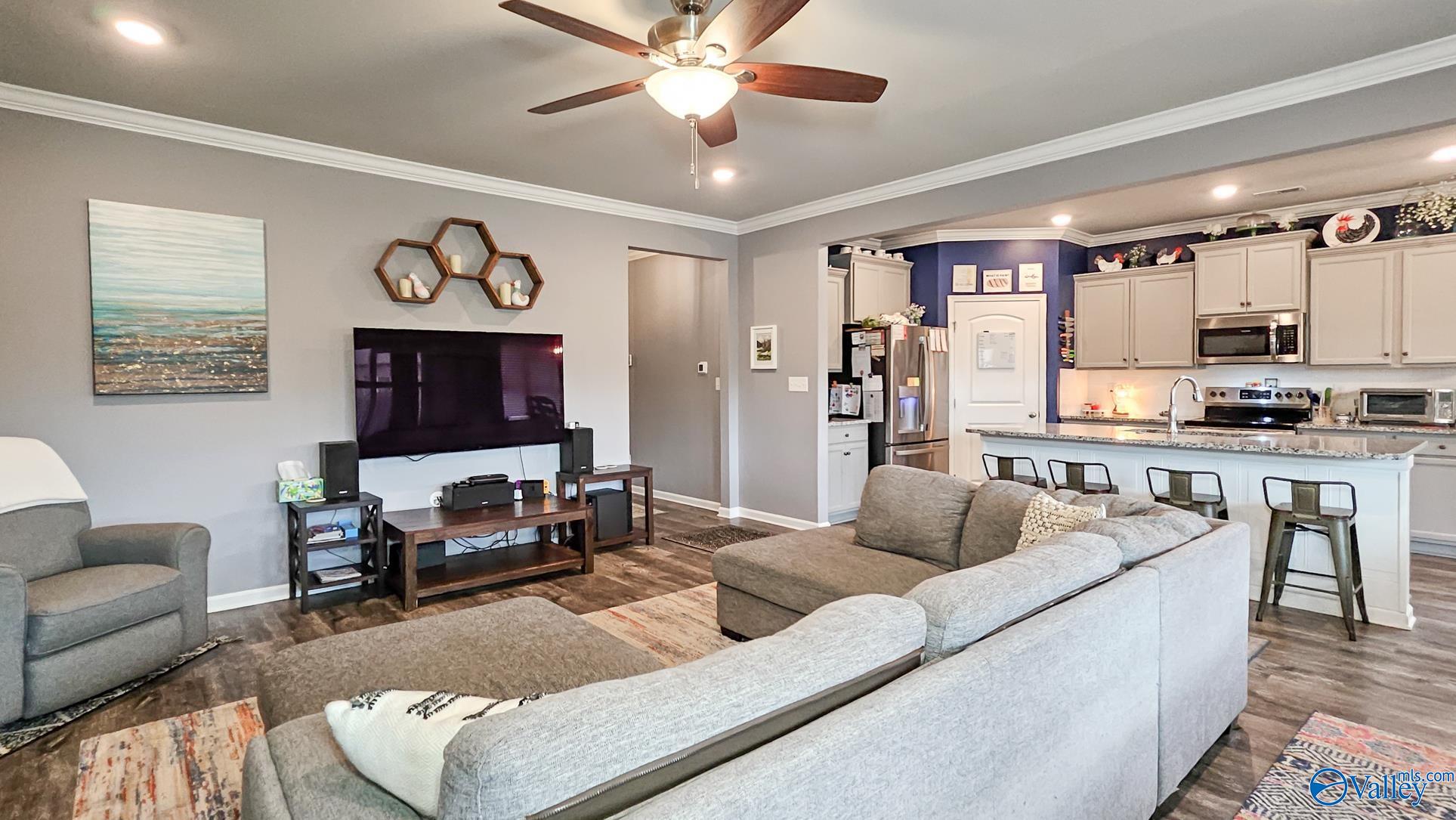 106 Sunlit Grove Drive