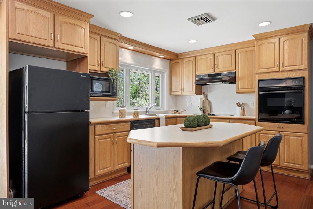 1369 PIEDMONT DRIVE