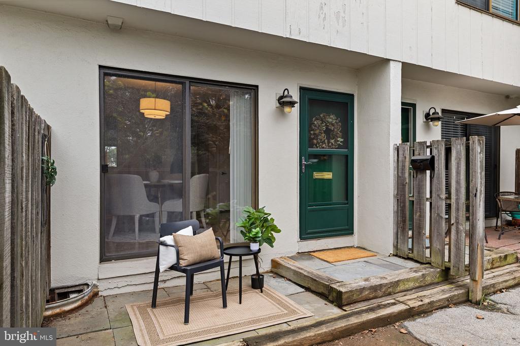 297 SUMMIT HOUSE Unit: 297