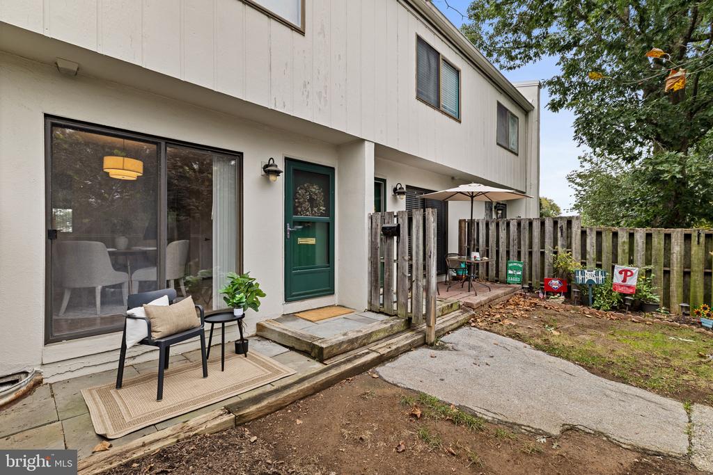 297 SUMMIT HOUSE Unit: 297