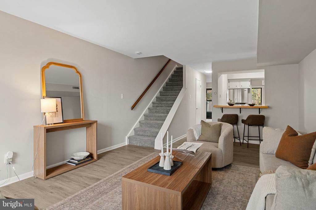 297 SUMMIT HOUSE Unit: 297