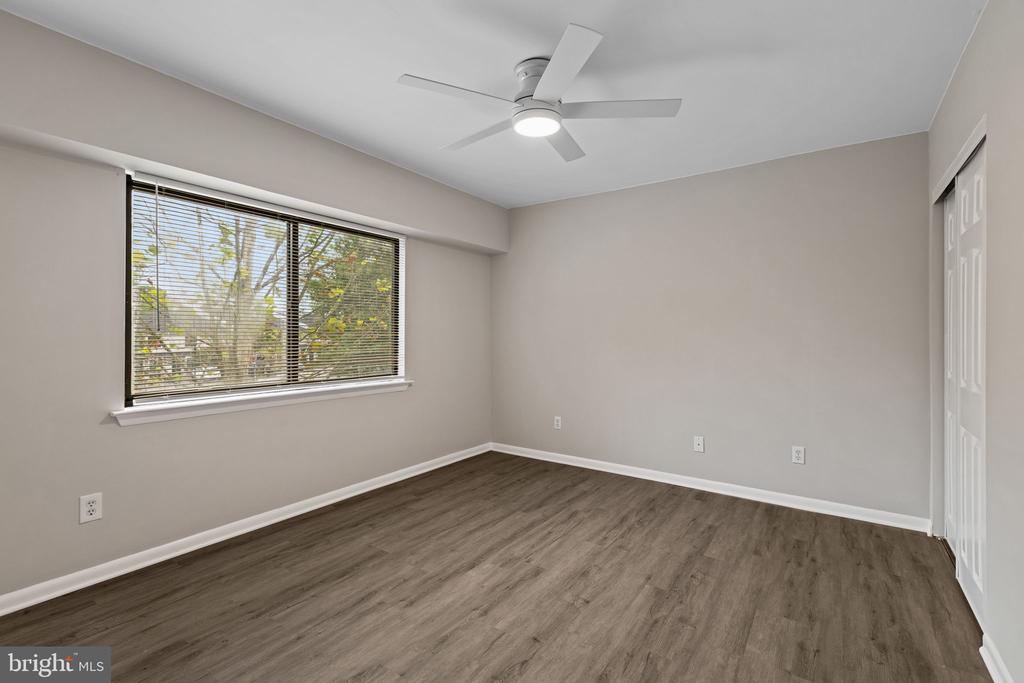297 SUMMIT HOUSE Unit: 297