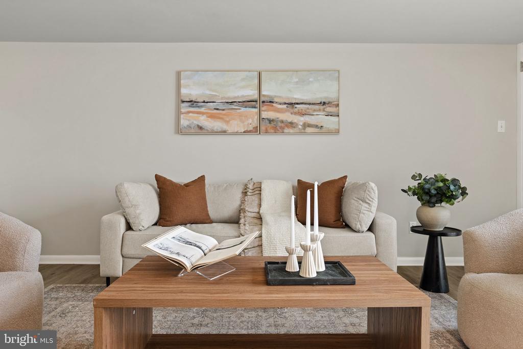 297 SUMMIT HOUSE Unit: 297