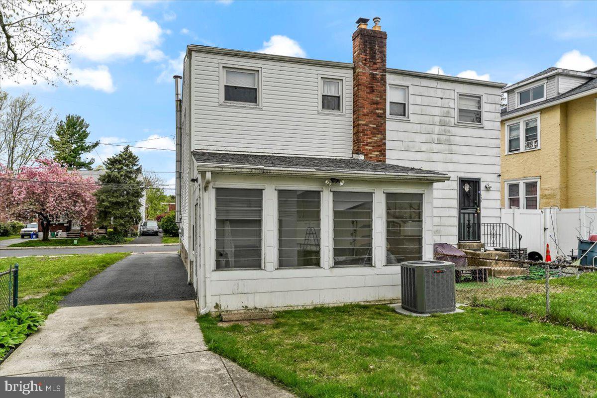 411 Crotzer Ave