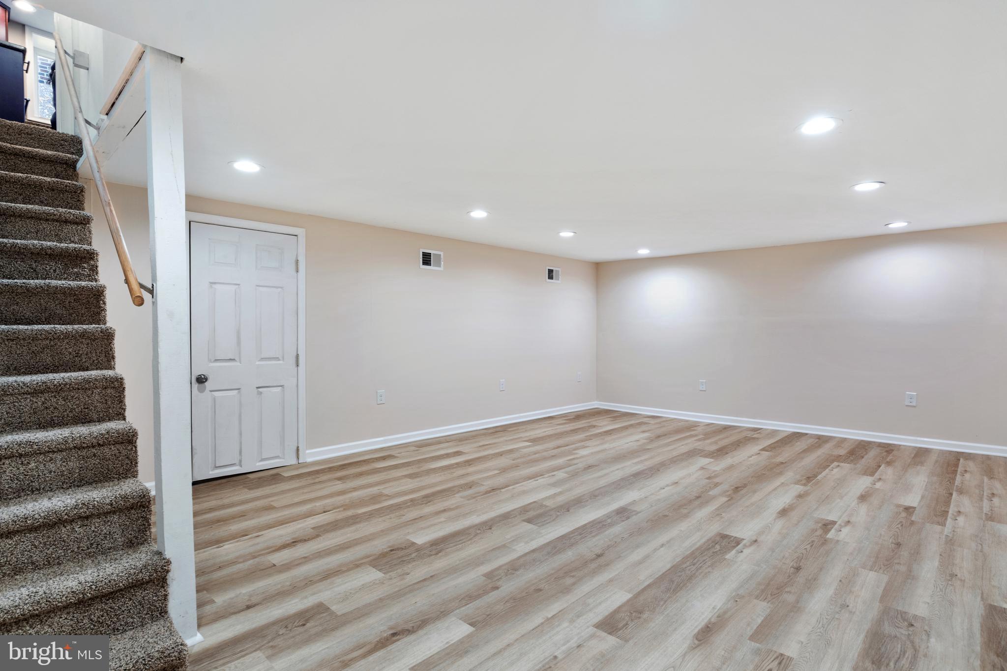 38 Barbara Dr