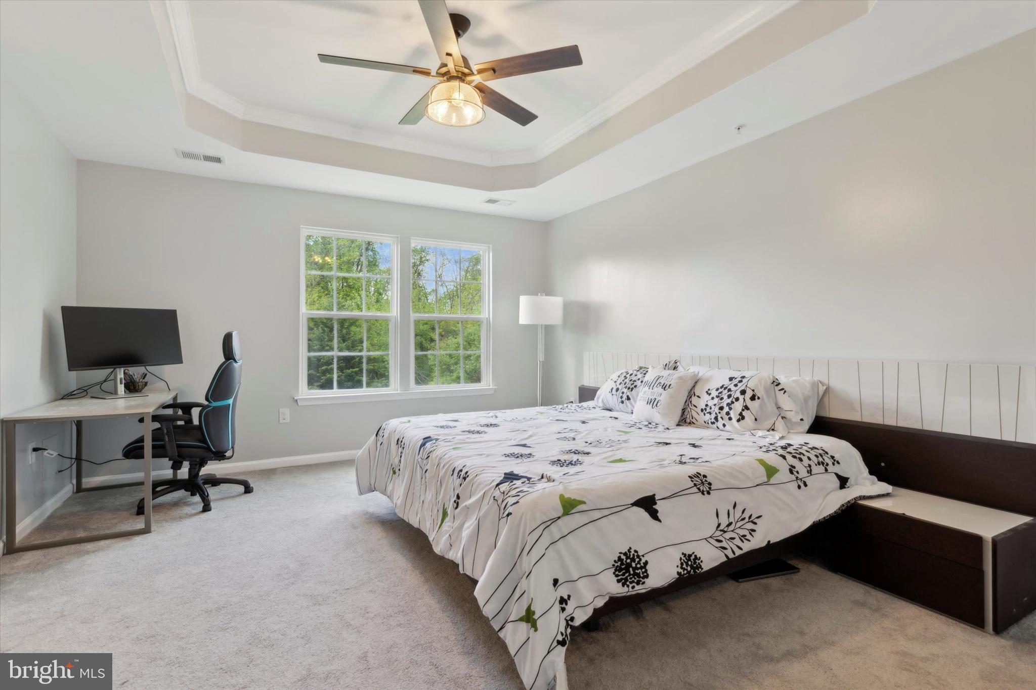 264 MacDonald Ave #20