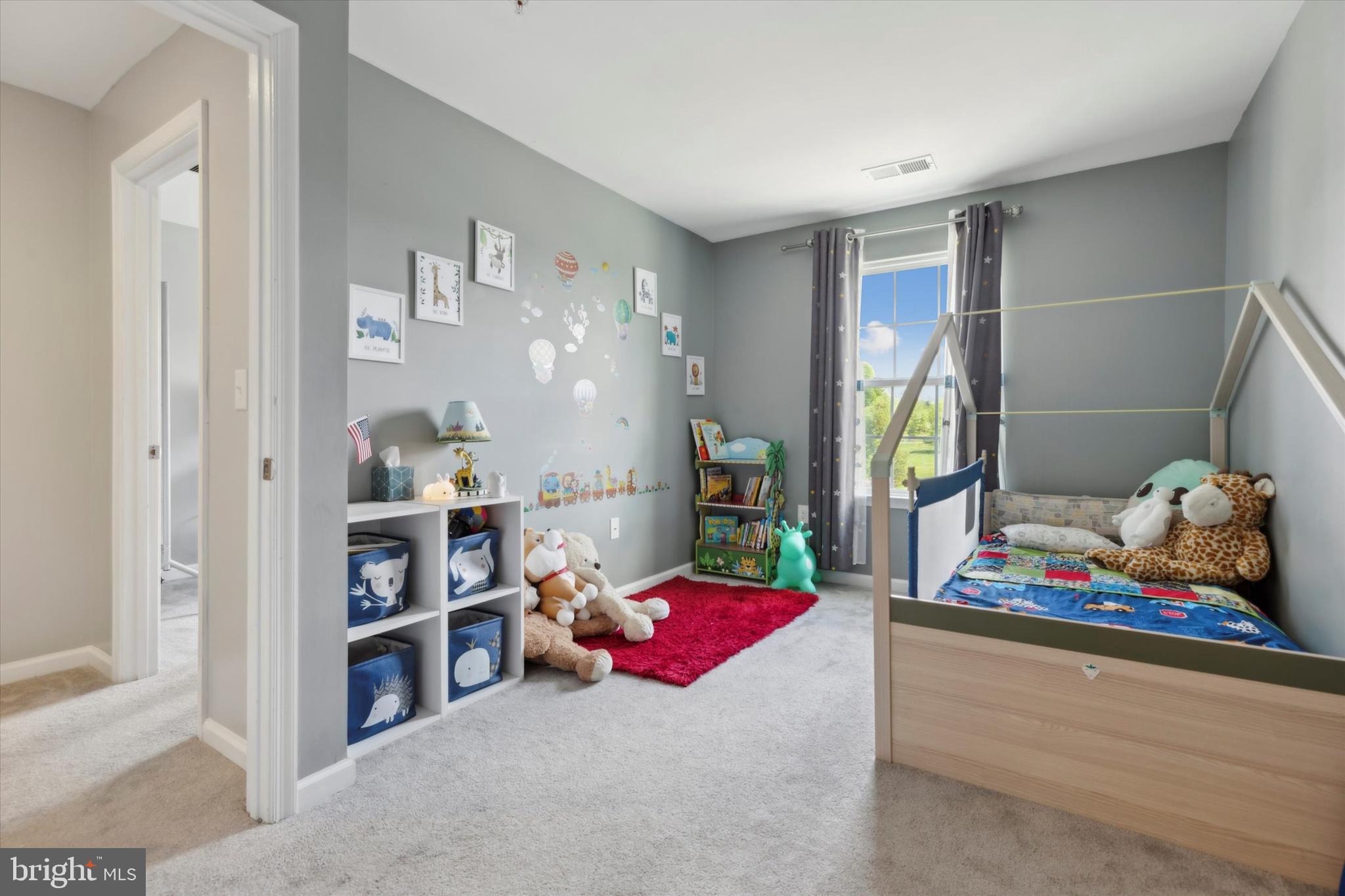 264 MacDonald Ave #20