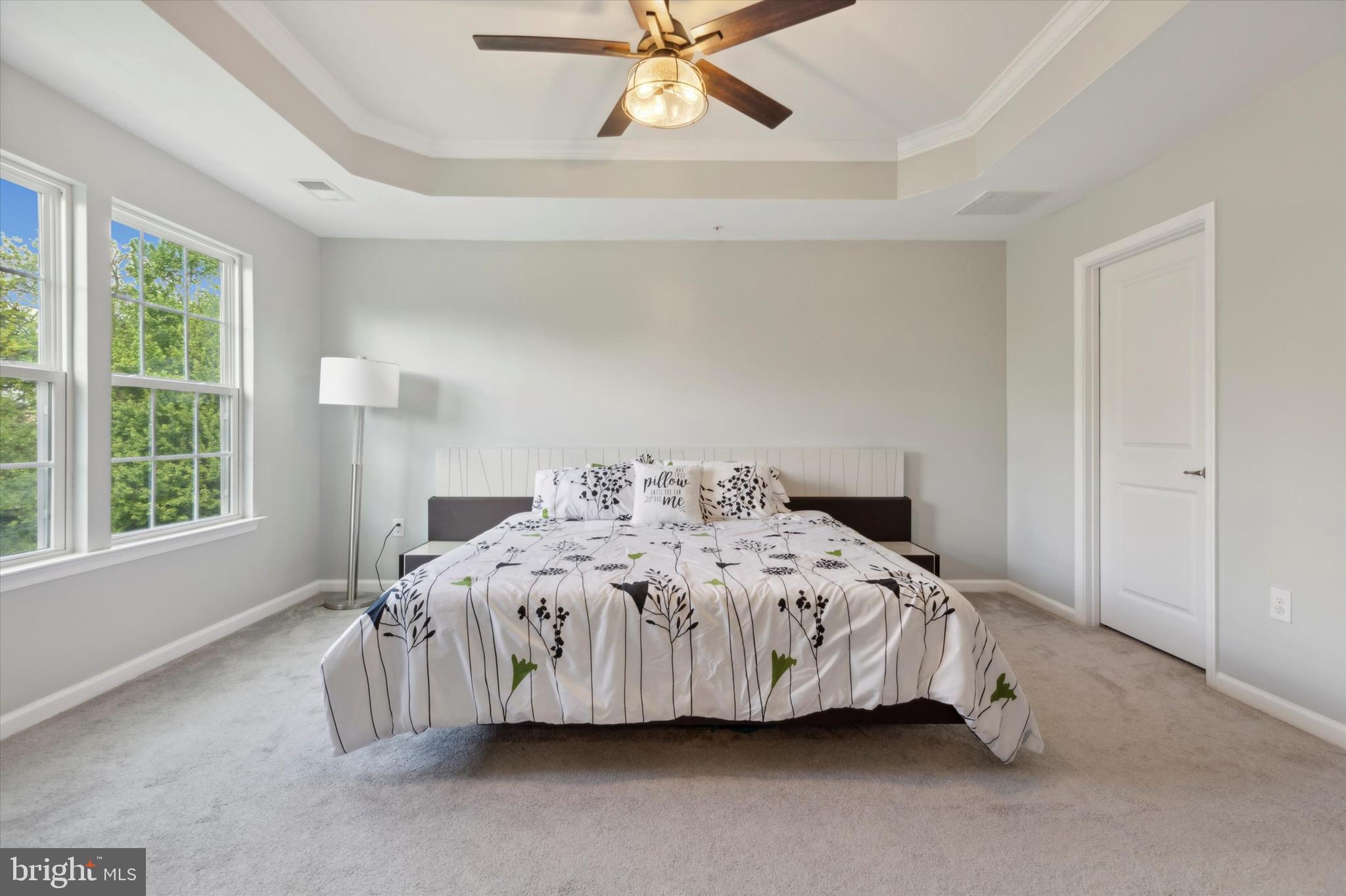 264 MacDonald Ave #20