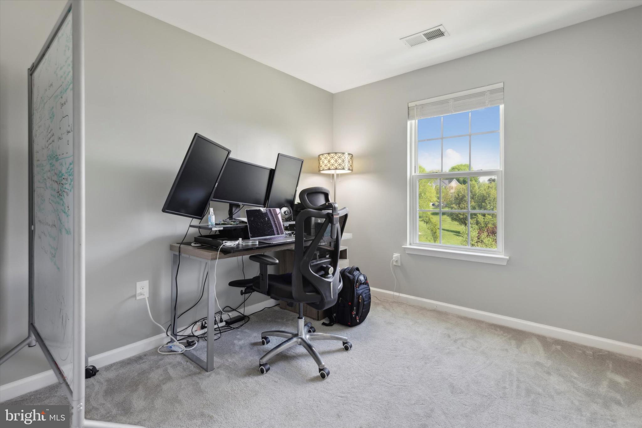 264 MacDonald Ave #20