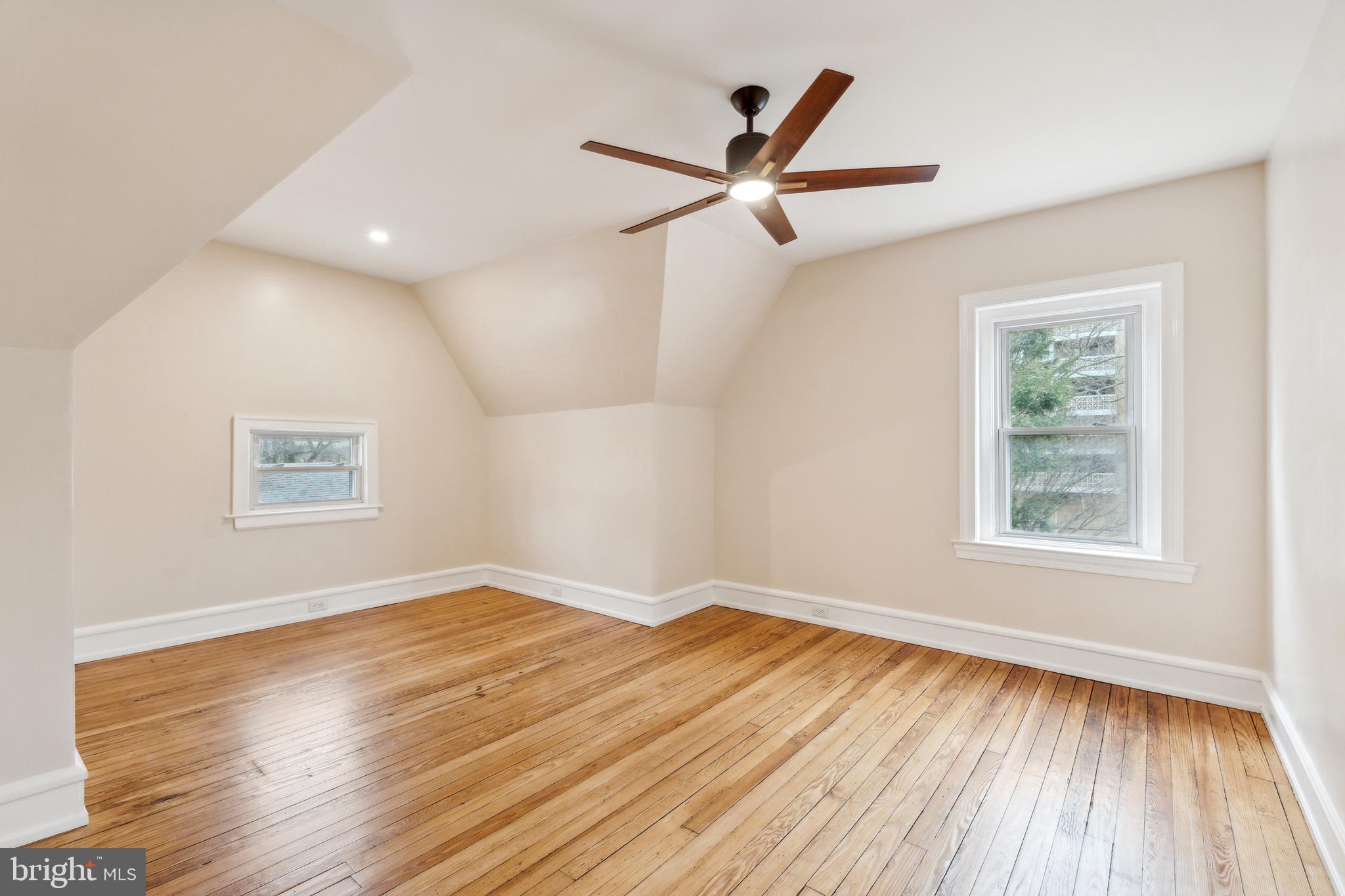 125 Township Line Rd