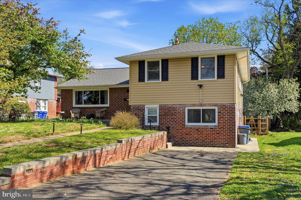 107 HILLDALE ROAD
