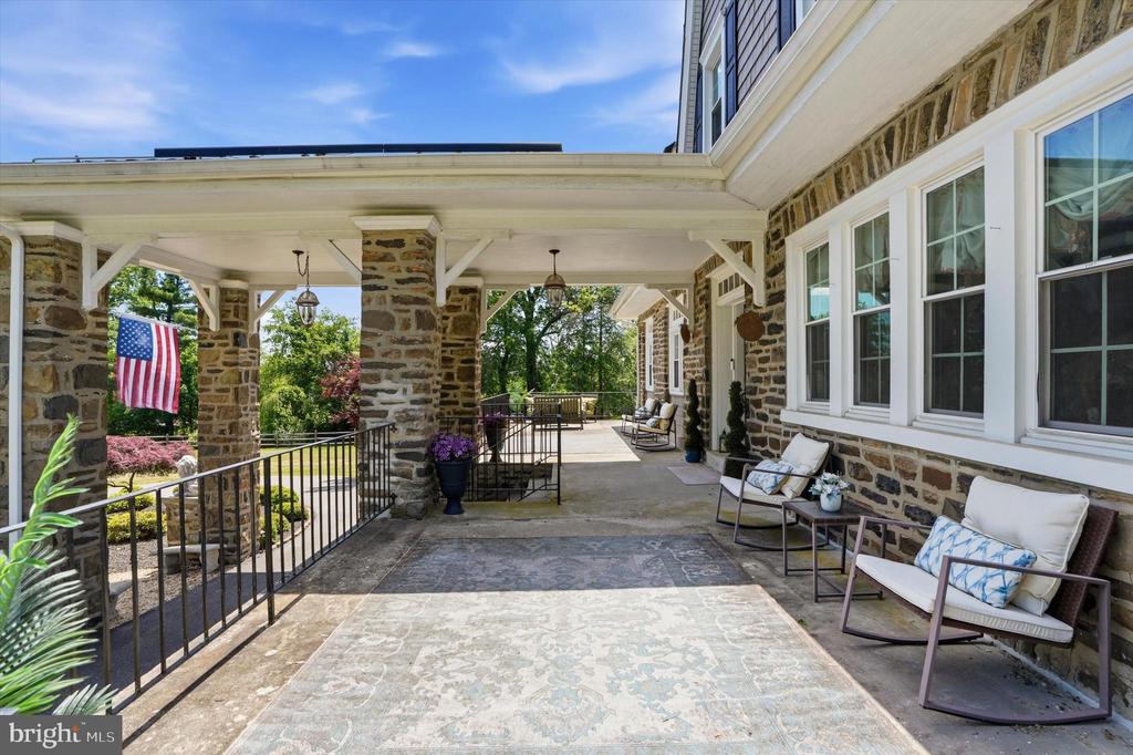 917 DEKALB PIKE