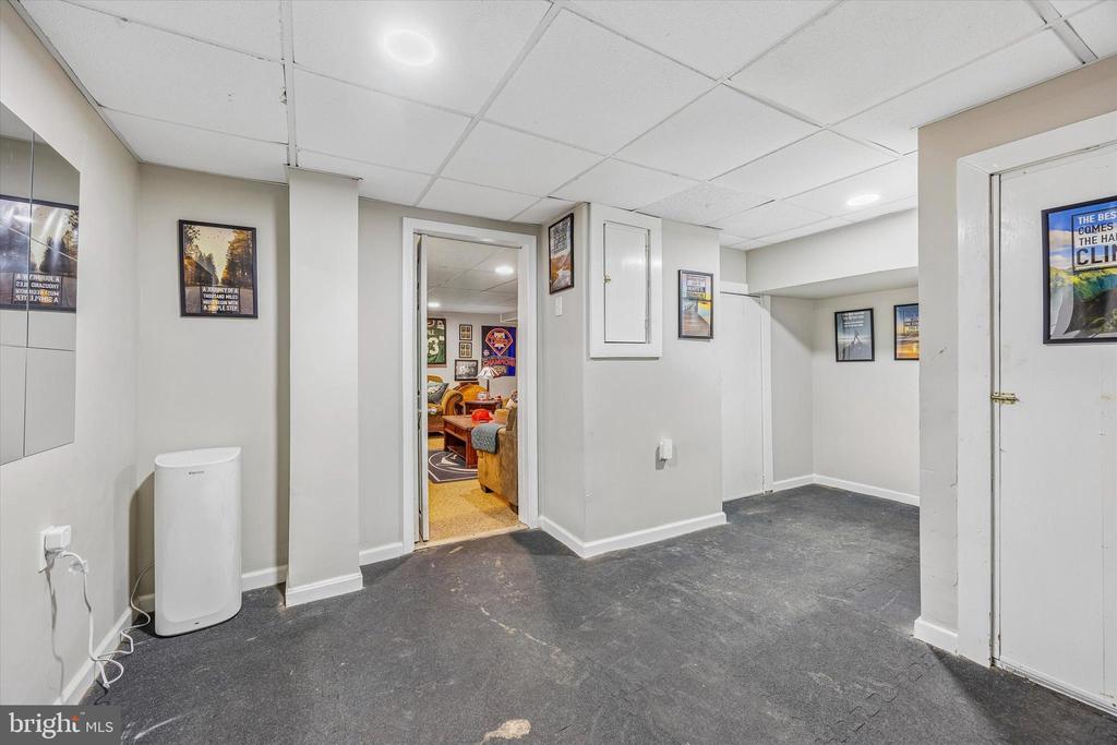 917 DEKALB PIKE