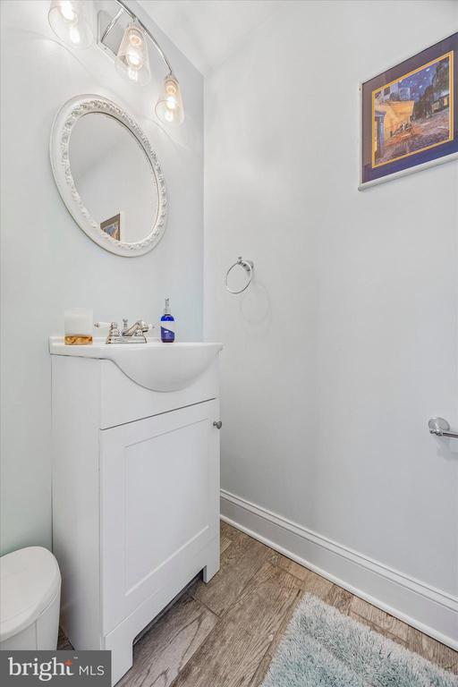 917 DEKALB PIKE