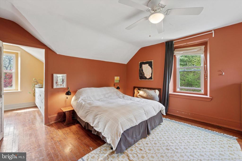 2513 BUTLER PIKE
