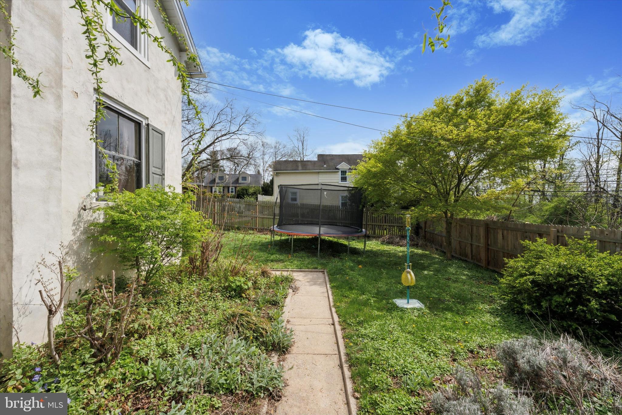 2513 BUTLER PIKE