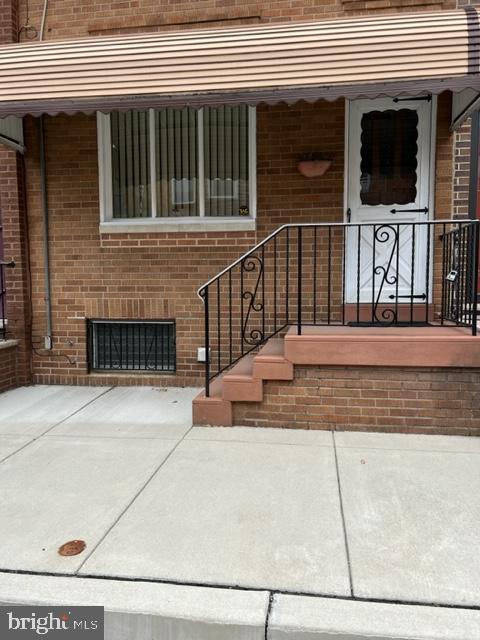 841 CROSS STREET