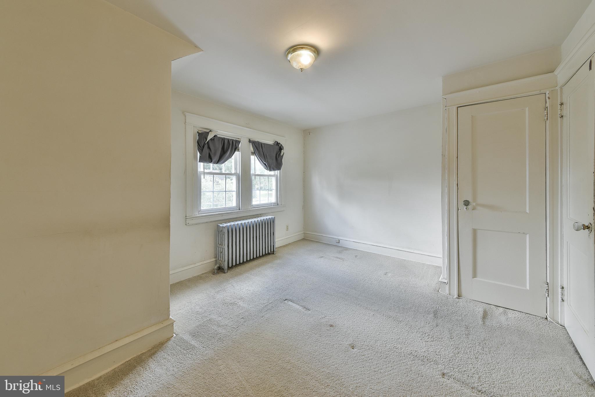 247 E Cliveden STREET