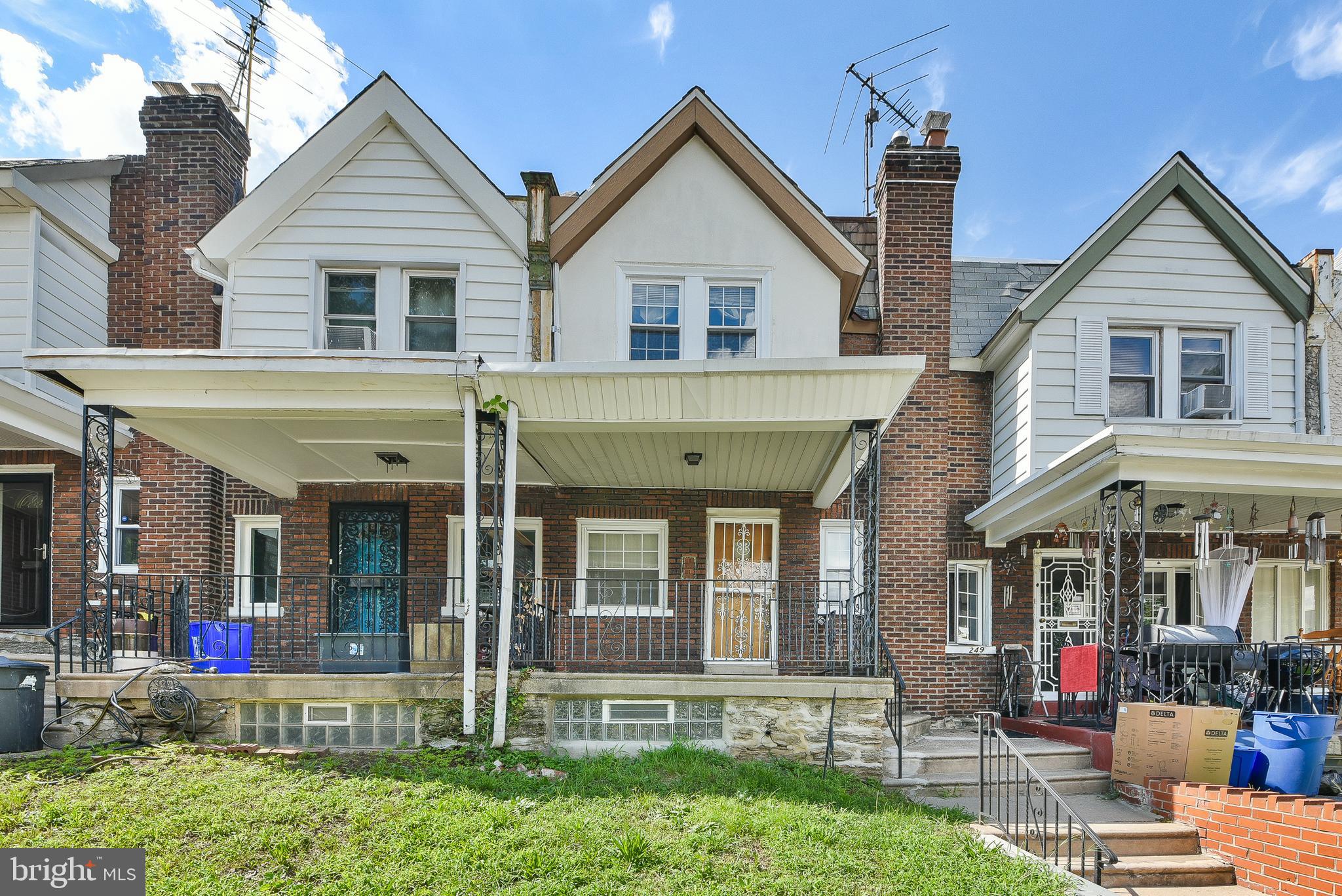247 E Cliveden STREET