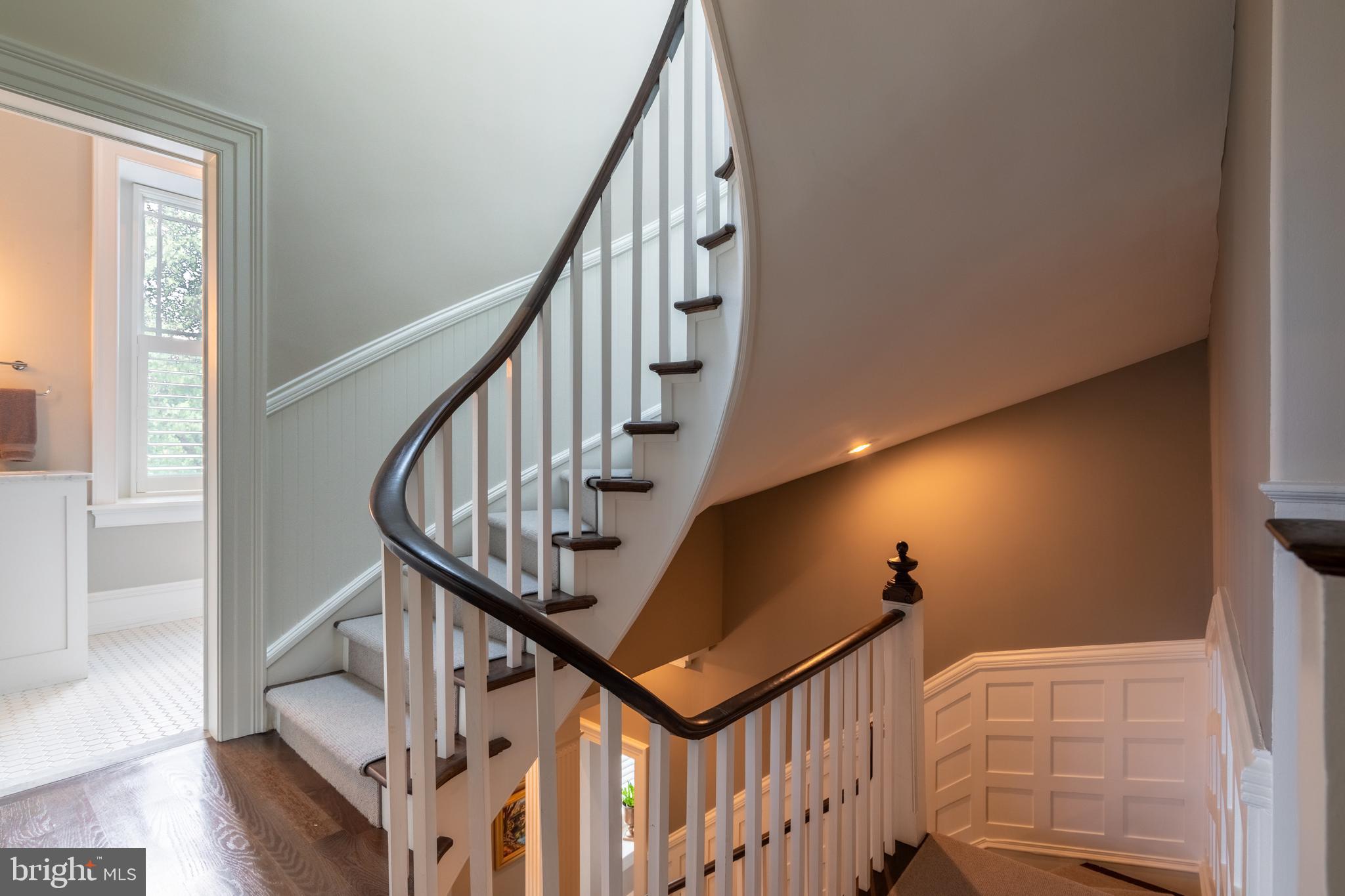 17 Summit St