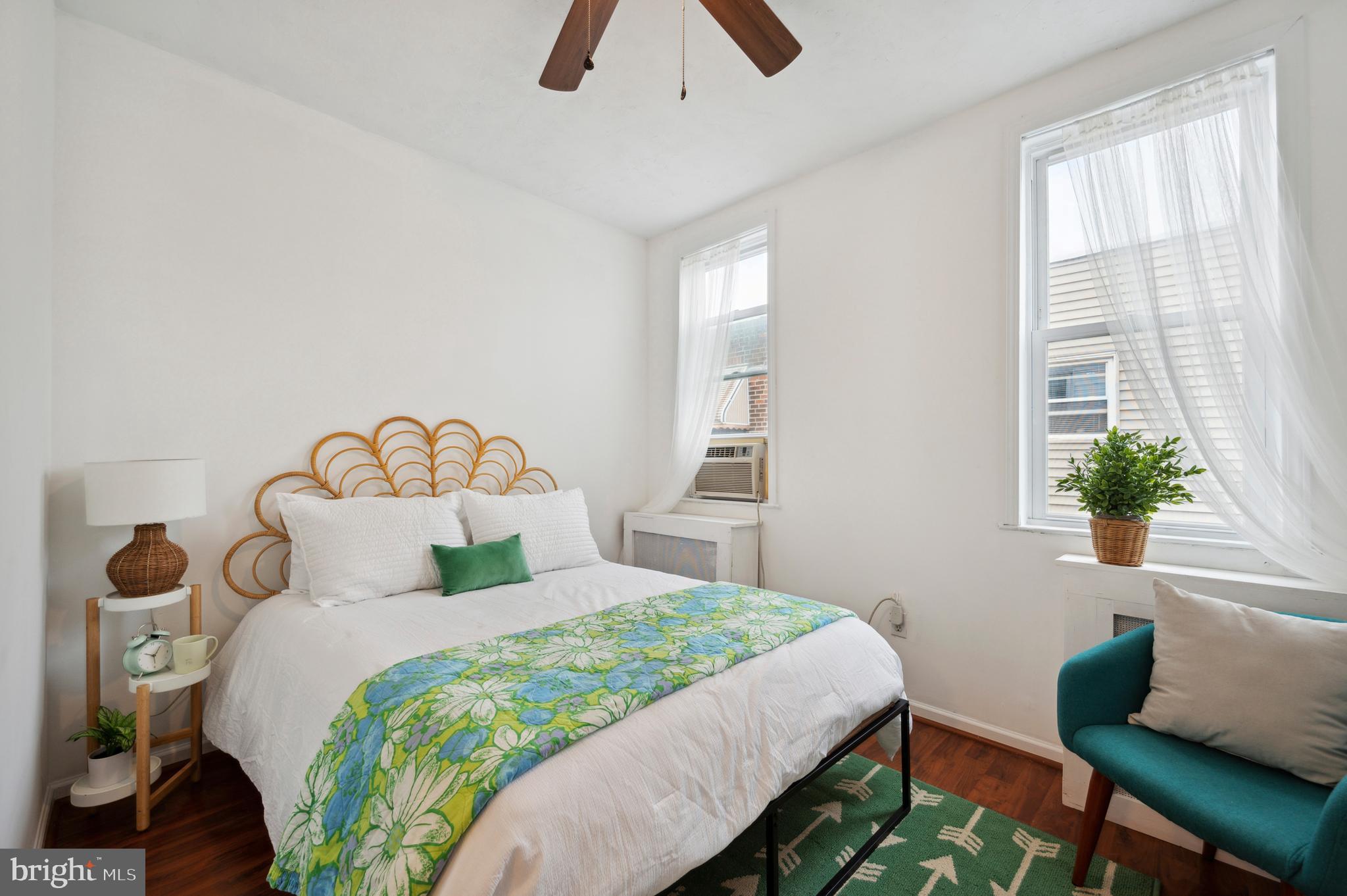 829 GREENWICH STREET