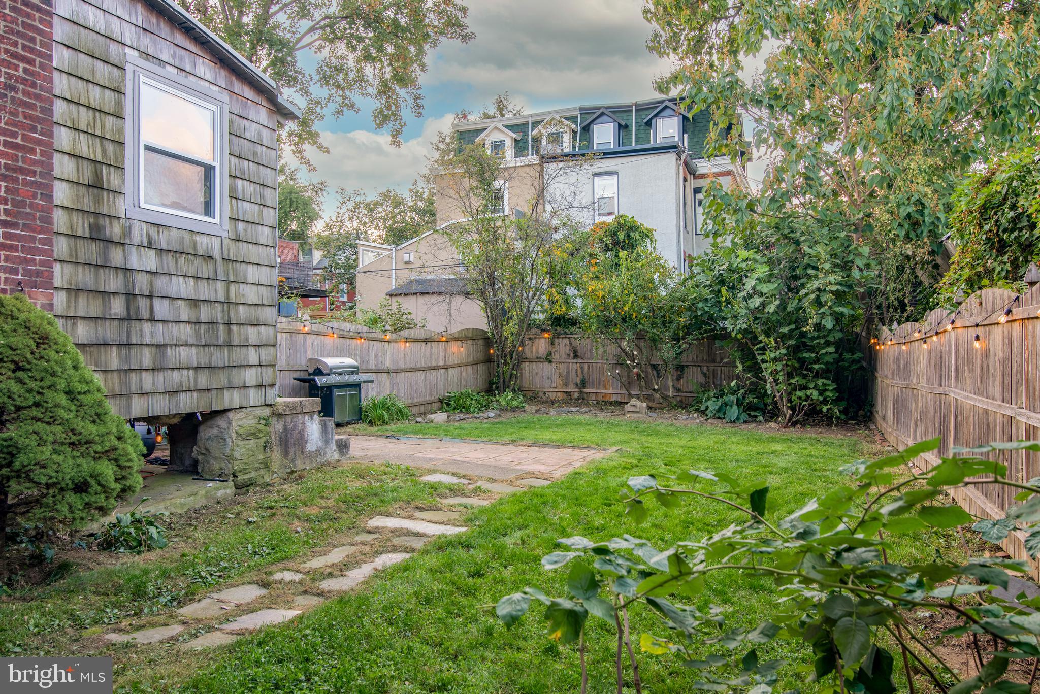 13 W Mount Airy AVENUE