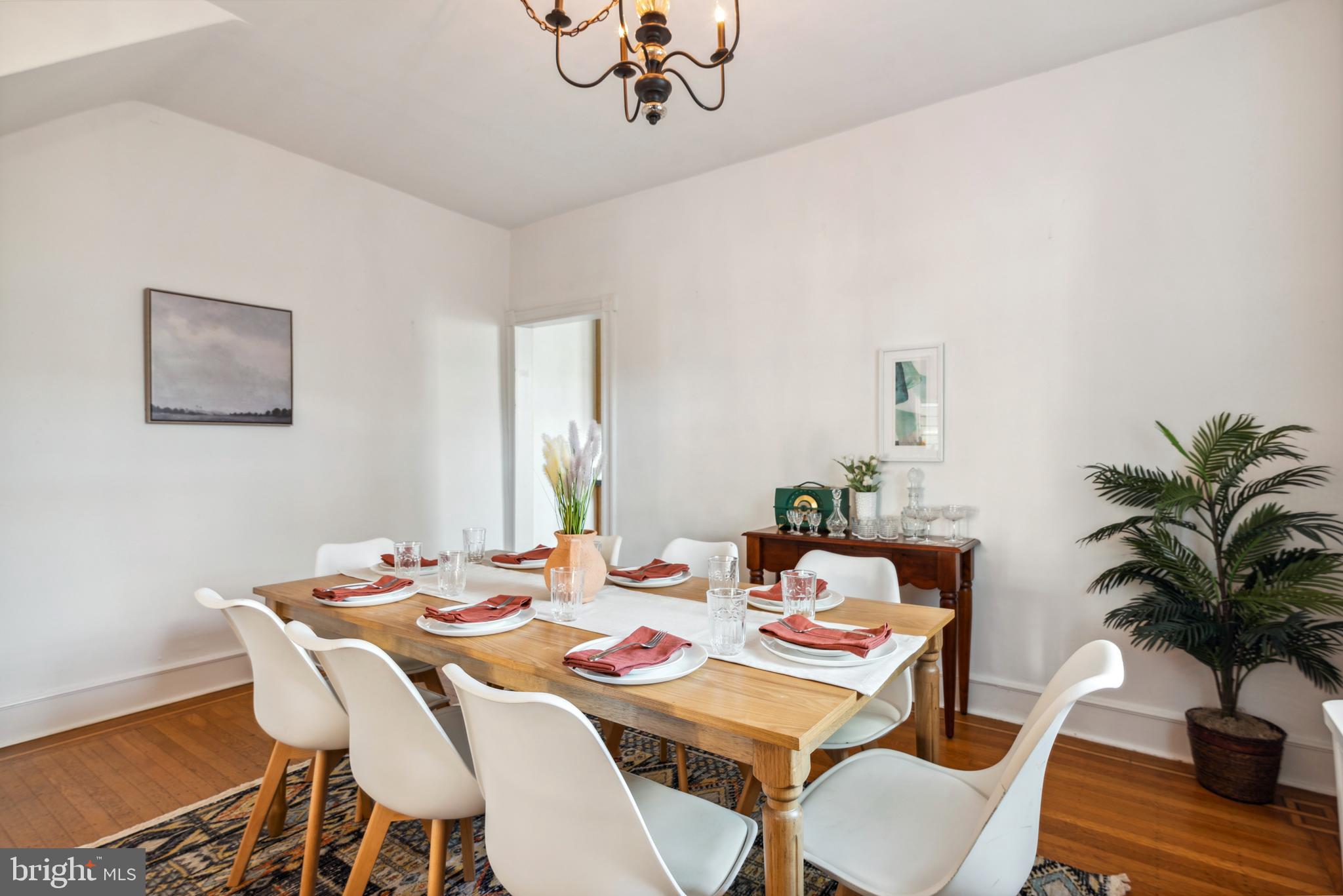 13 W Mount Airy AVENUE