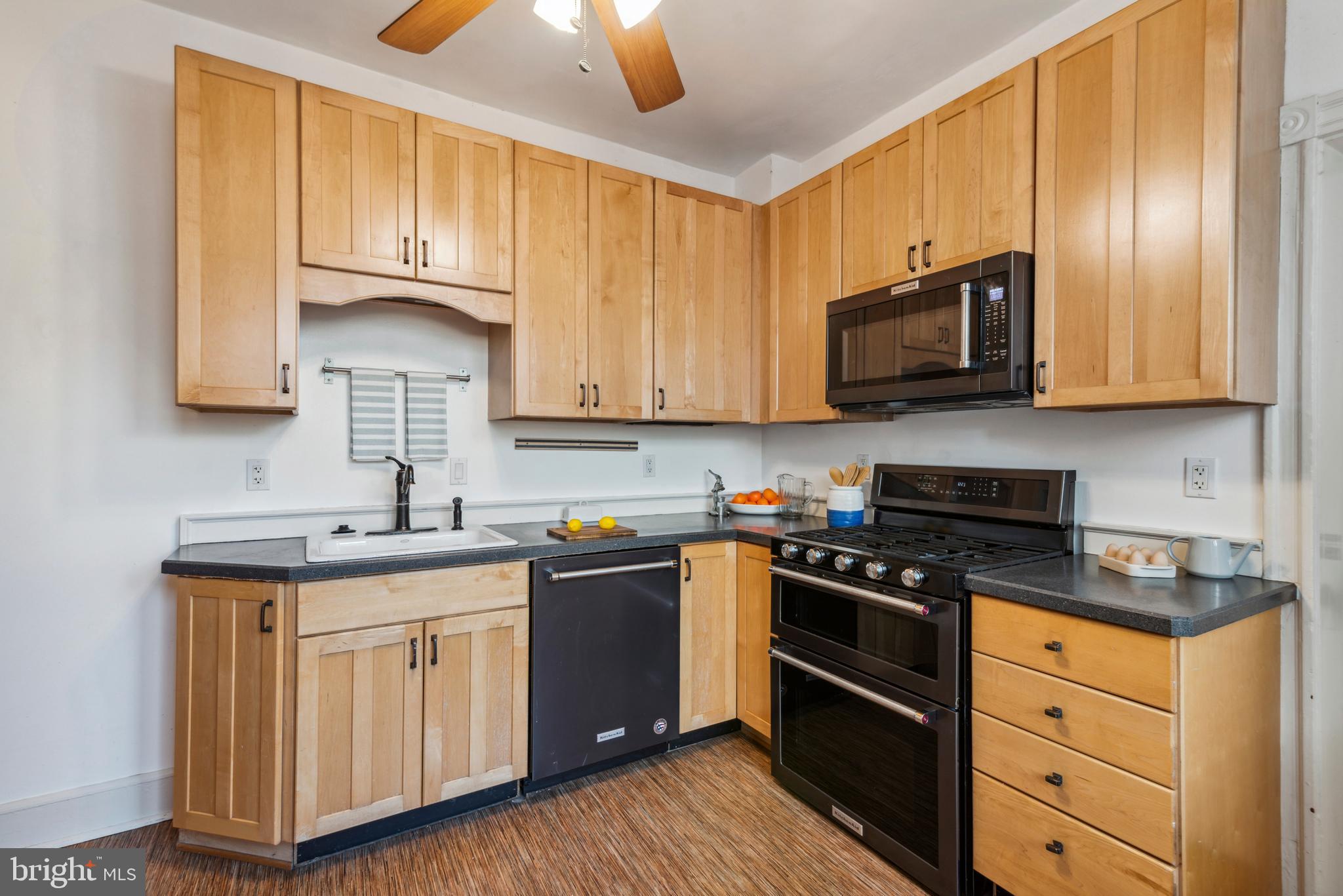 13 W Mount Airy AVENUE
