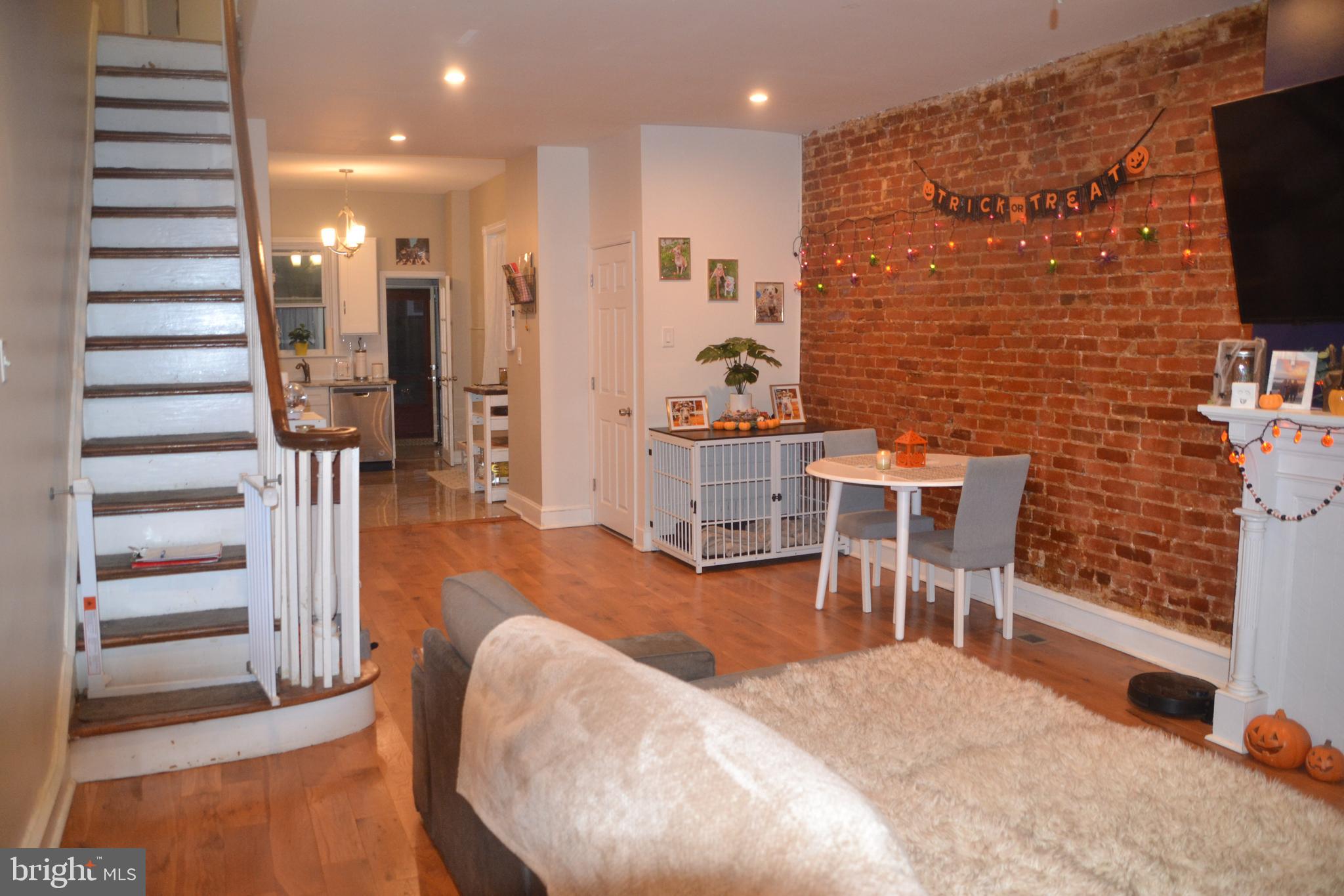 26 E Pleasant Street