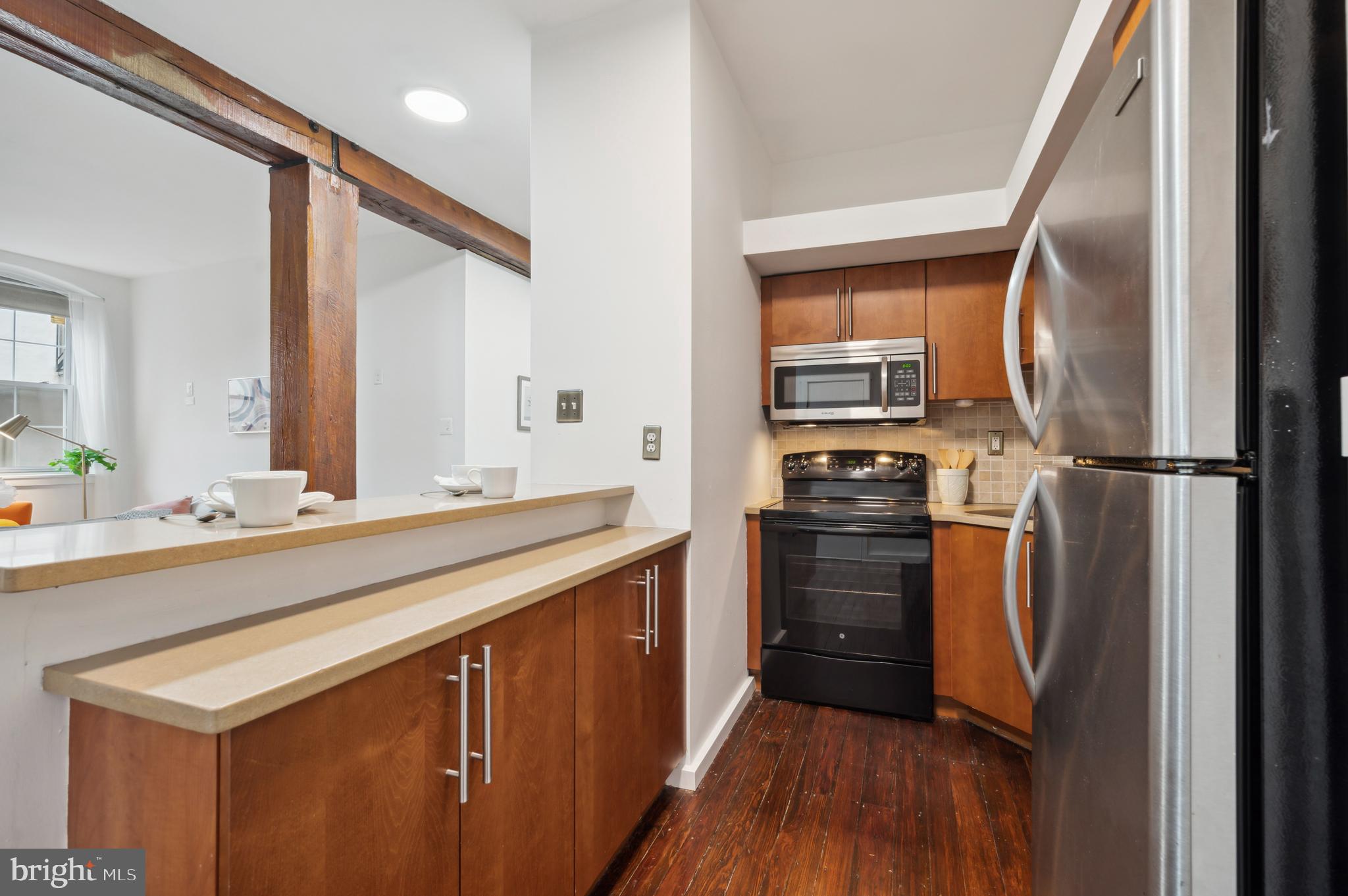 8 S Letitia STREET Unit: 302
