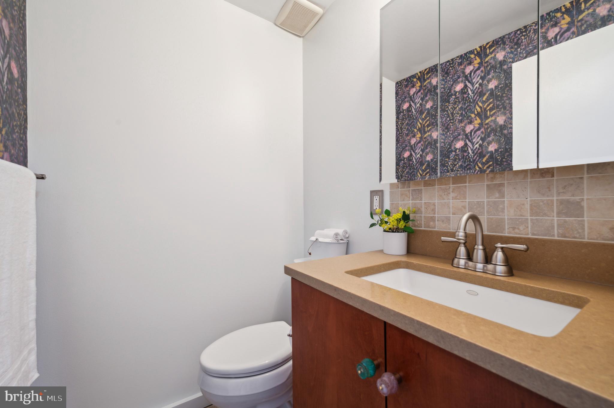 8 S Letitia STREET Unit: 302