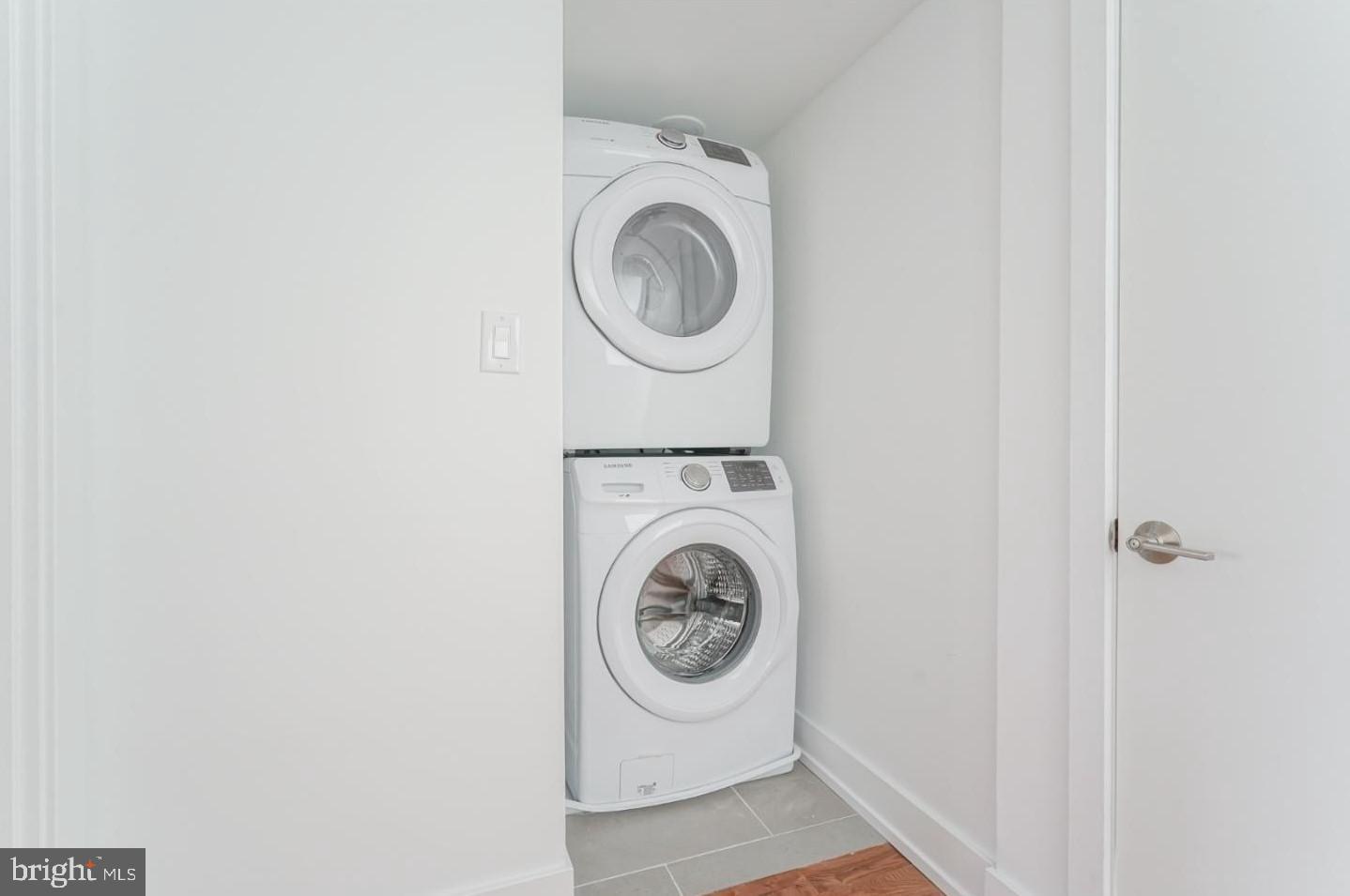 2108 W Master STREET Unit: 2