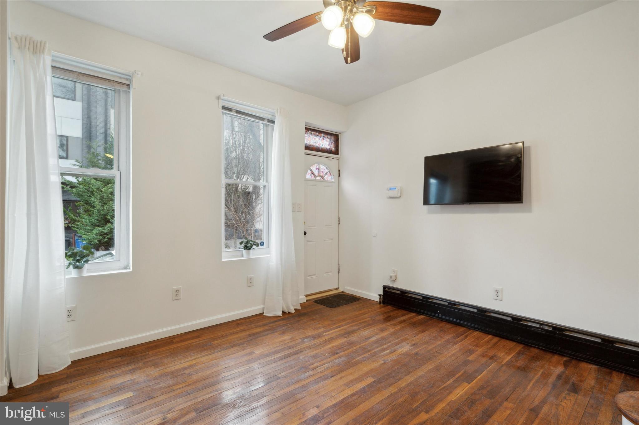 1212 Day St