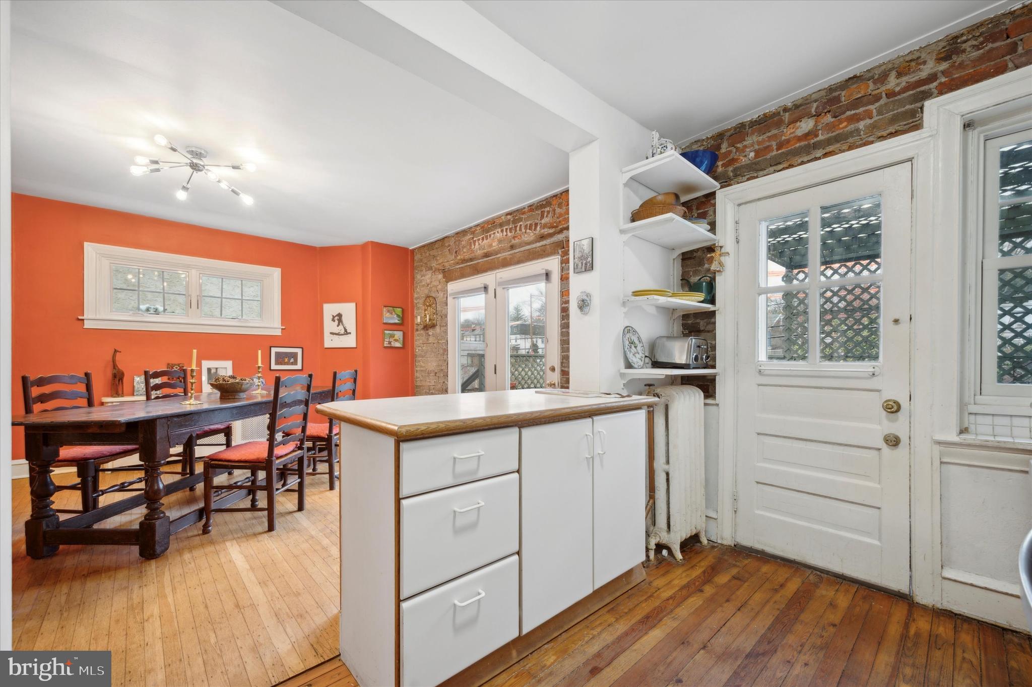 339 Glen Echo Rd