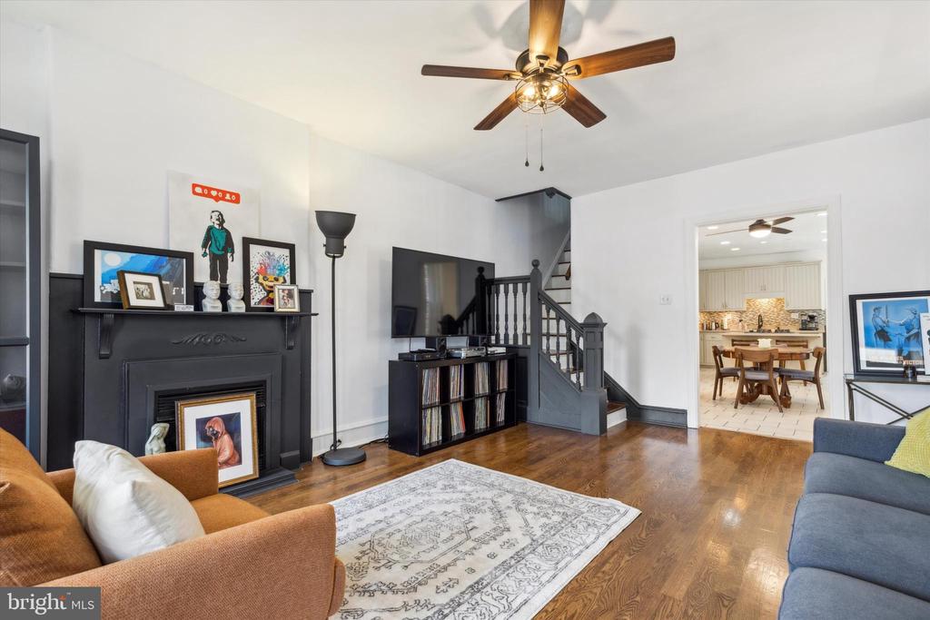 460 MARTIN ST