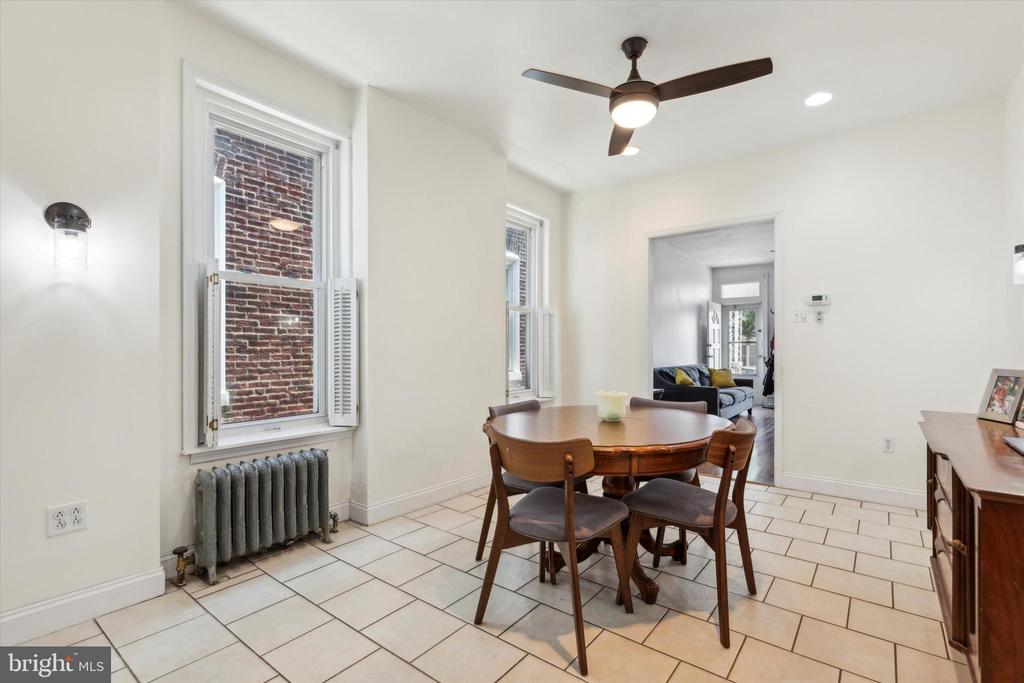 460 MARTIN ST